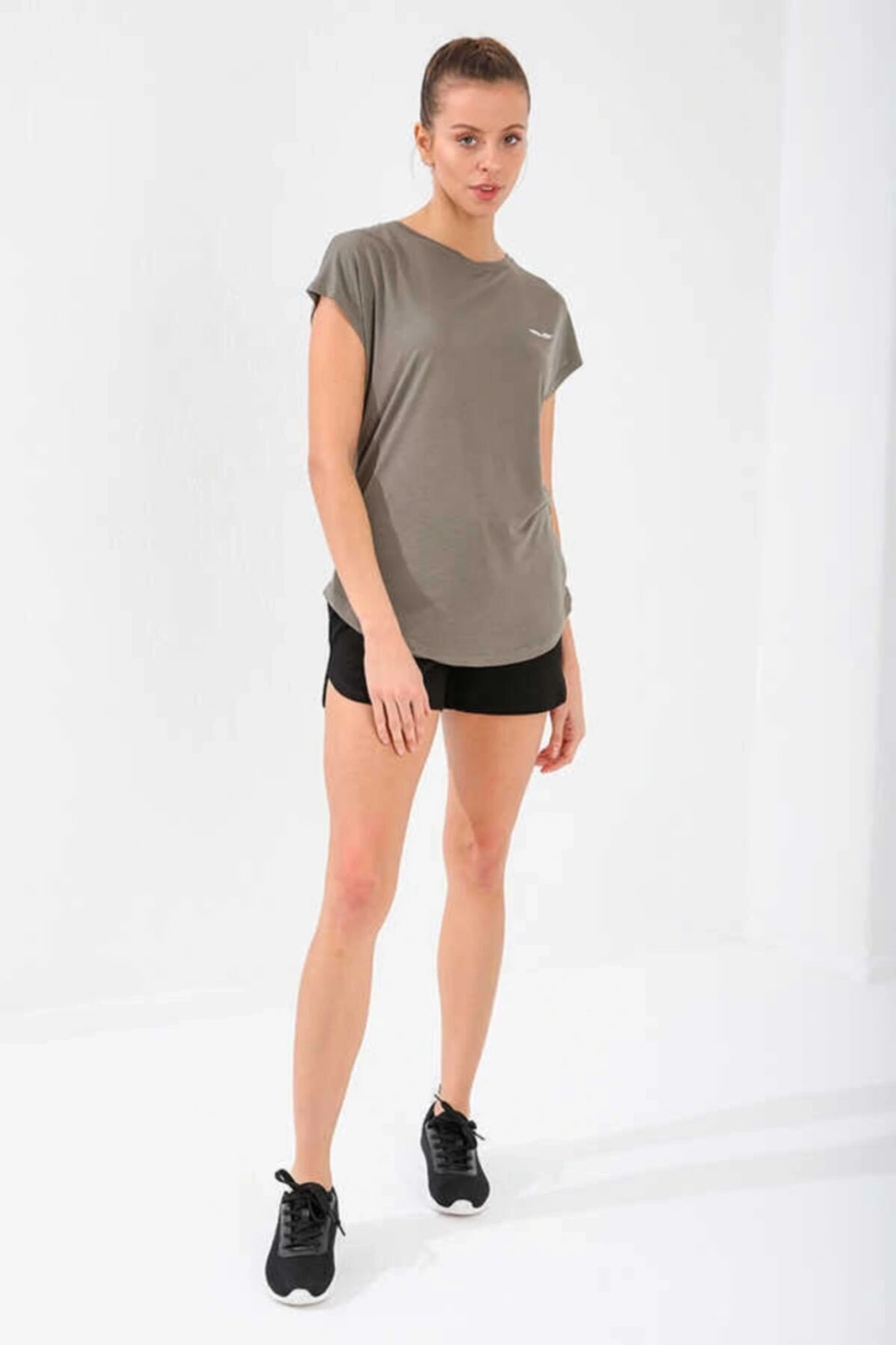 Kadın Siyah Şort 03279-01