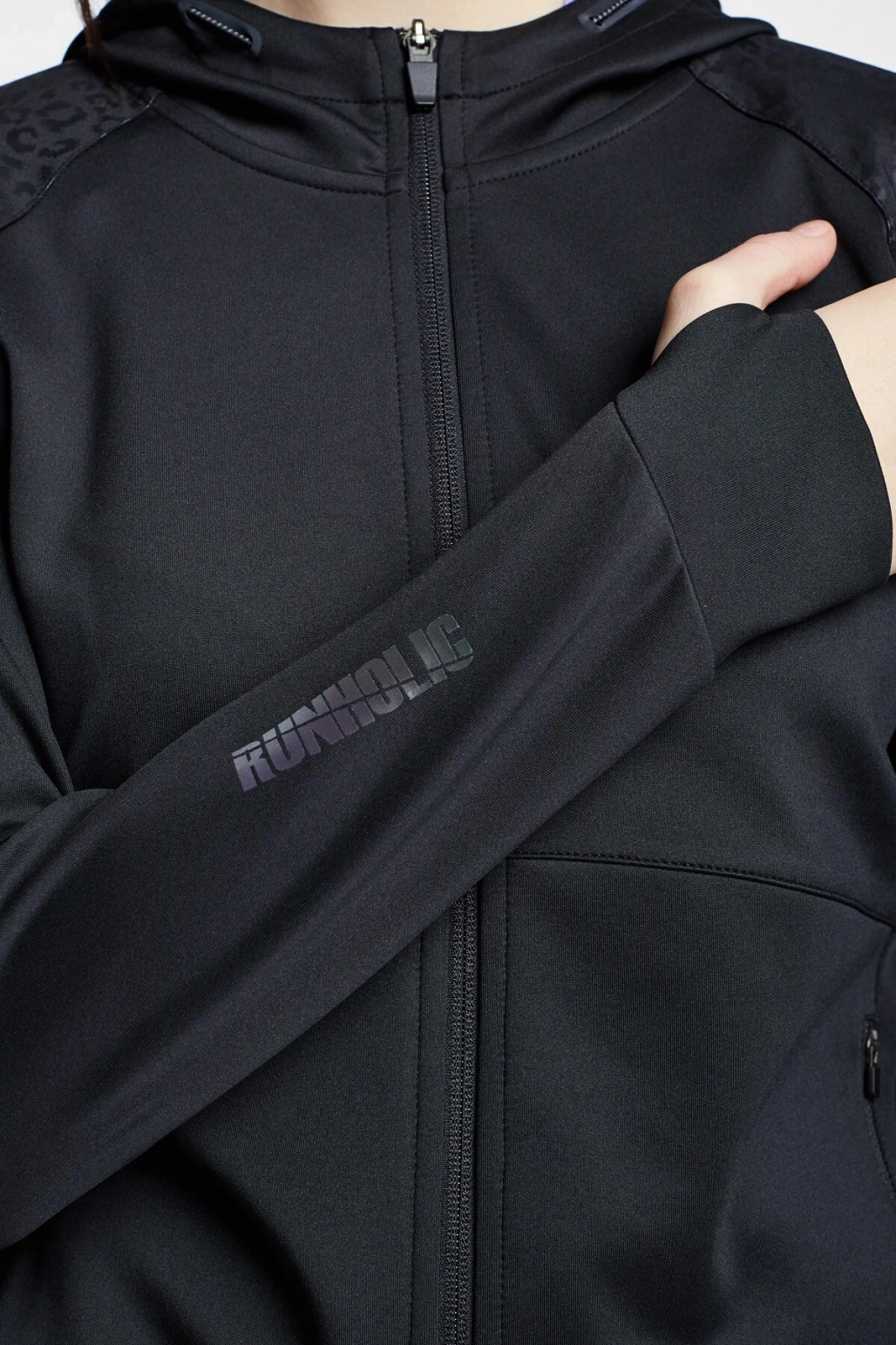 Siyah Kadın Koşu Fermuarlı Kapüşonlu Sweatshirt 22b-2001