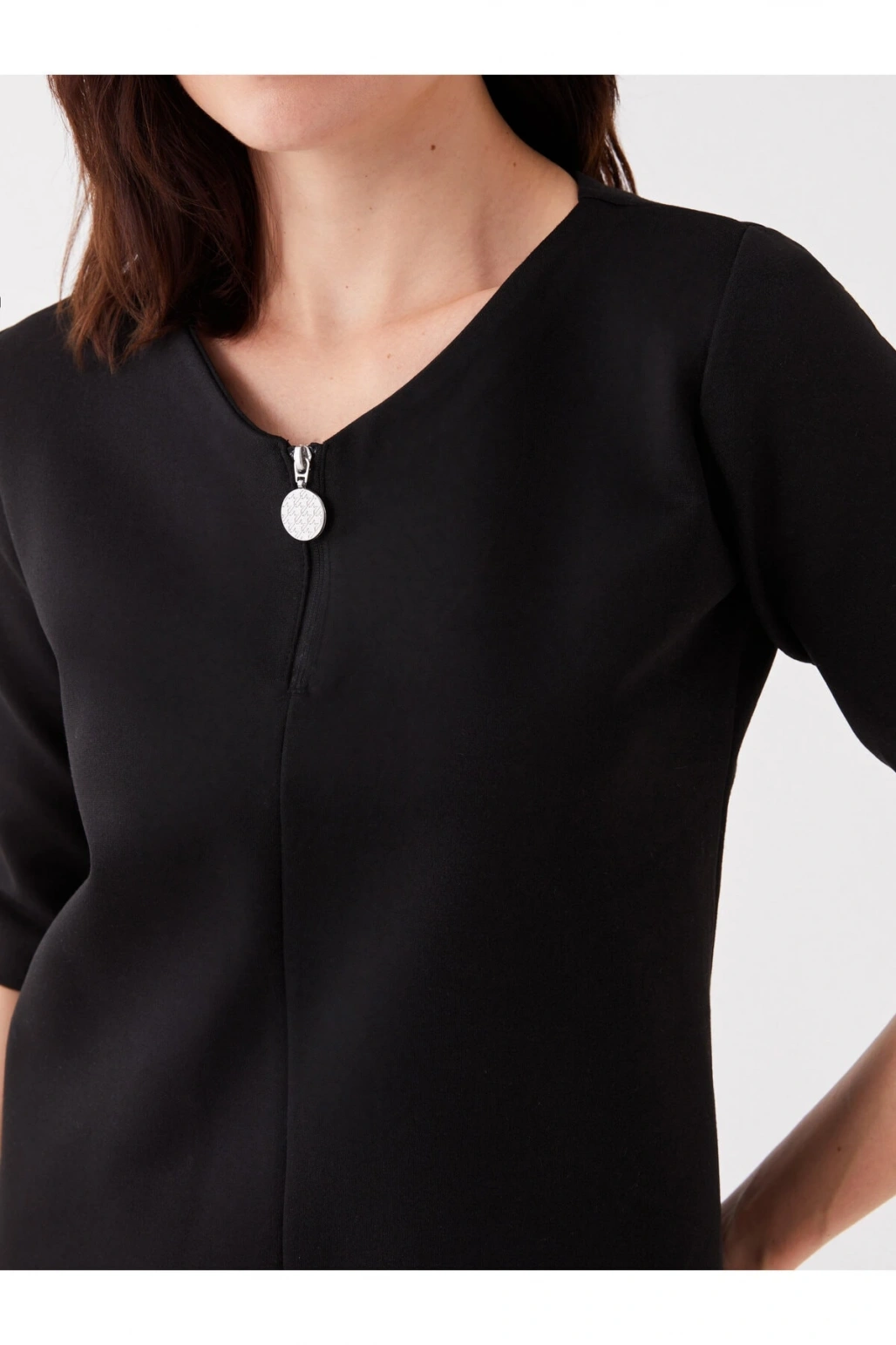 V Yaka Düz Kısa Kollu Kadın Elbise