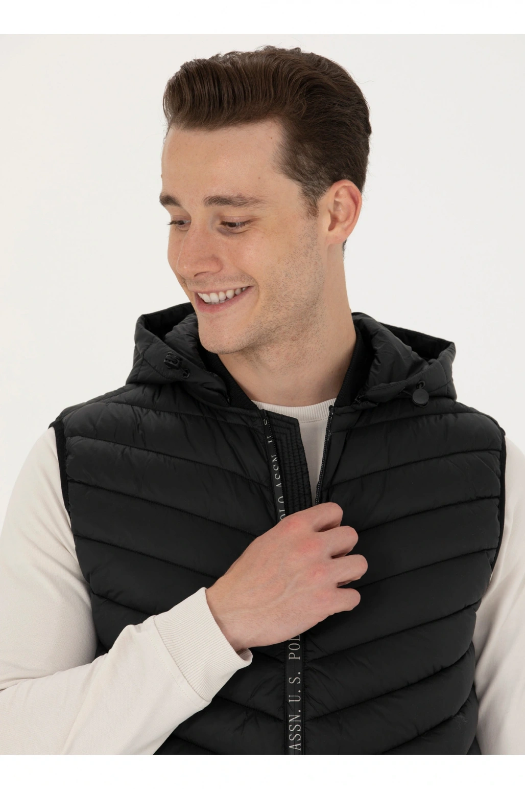 U.S. Polo Assn. Siyah Erkek Yelek JACO23K