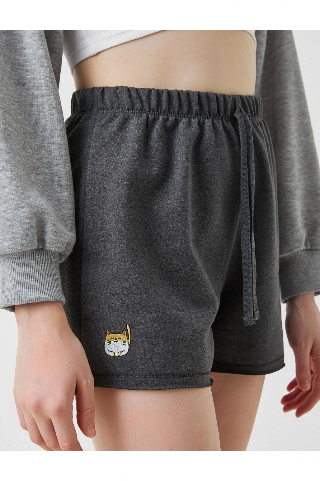 Beli Lastikli Baskılı Şort