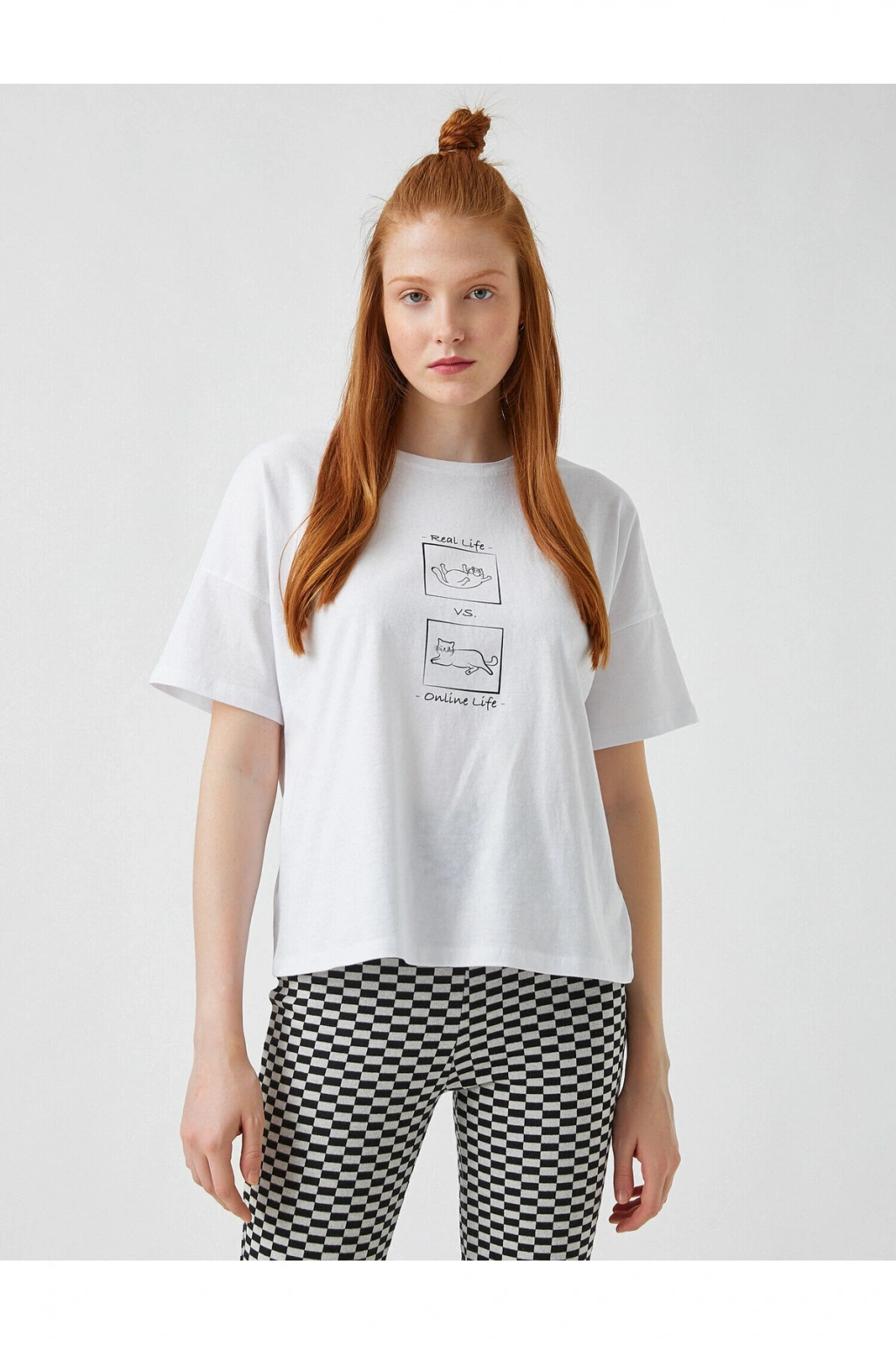 2sal10228ık Ekru T-shirt