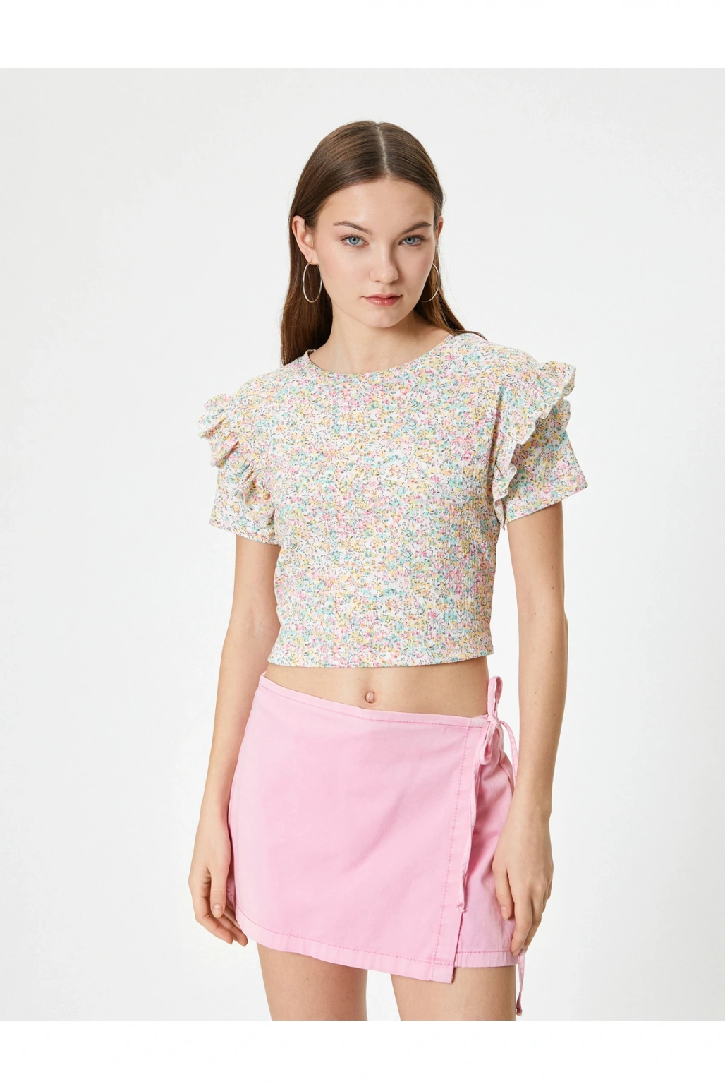 Çiçekli Fırfırlı Tişört Kısa Kollu Bisiklet Yaka Dokulu Bürümcük