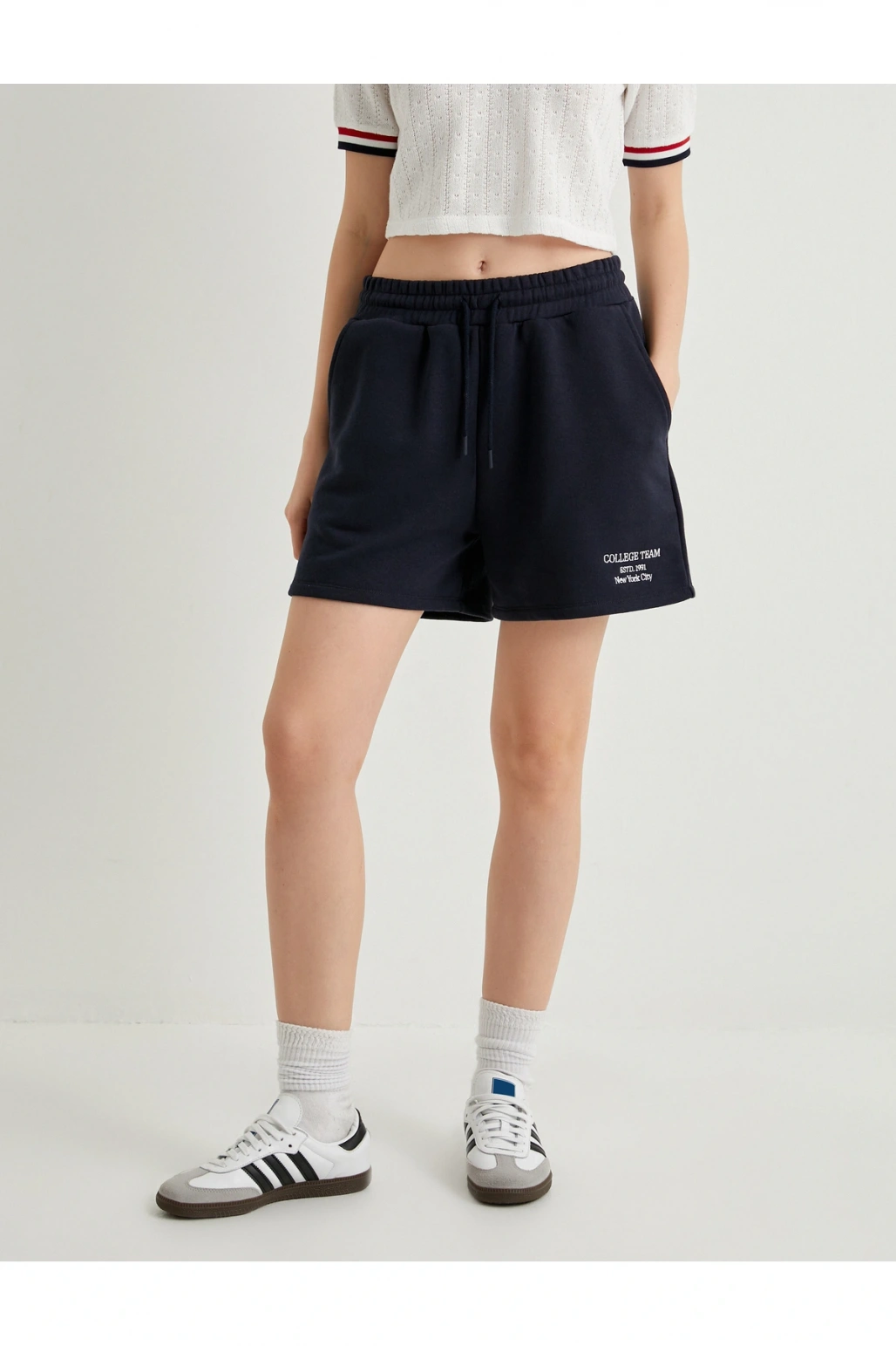 Mini Şort Cepli Rahat Kalıp Beli Bağlamalı