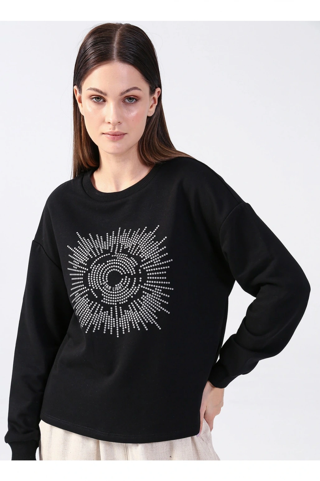 Bisiklet Yaka Taşlı Siyah Kadın Sweatshırt 22k0062k1