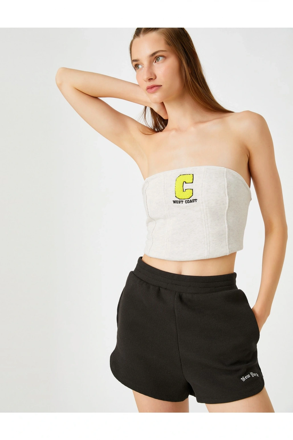 Slogan Baskılı Şort