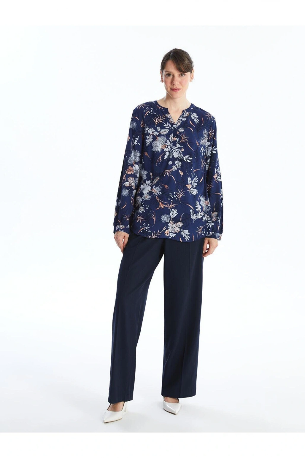 Lcw Grace Baskılı Kaçık Yaka Çiçekli Uzun Kollu Kadın Bluz