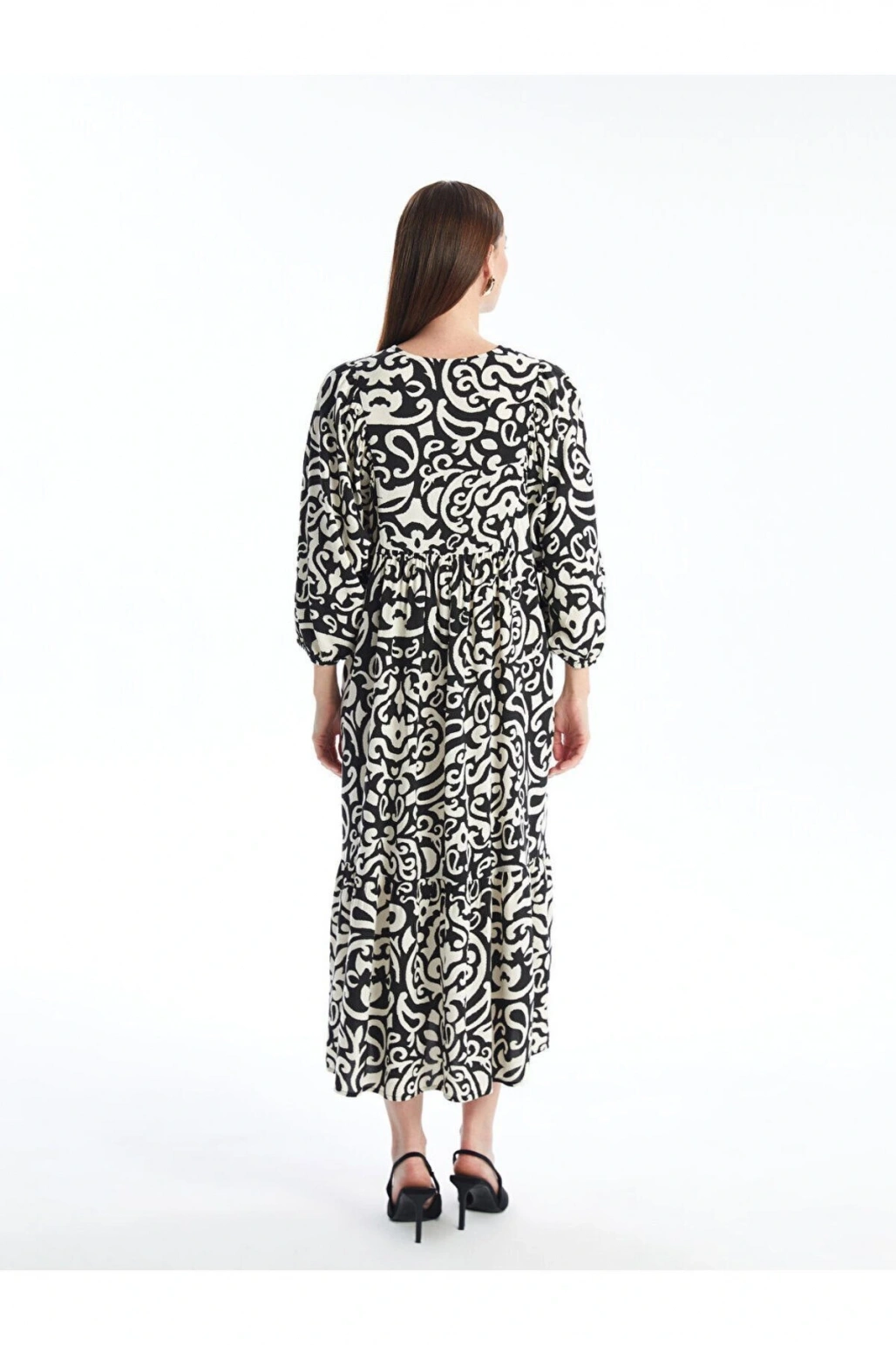 LCW Kaçık Yaka Desenli Balon Kollu Oversize Kadın Elbise