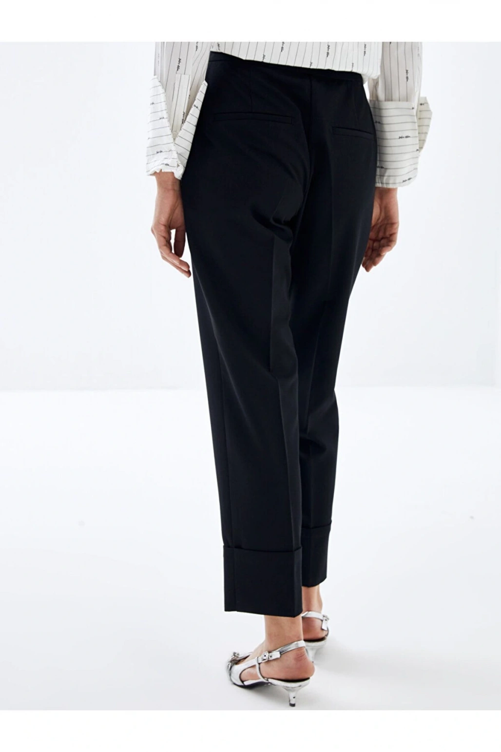 Standart Fit Kadın Cigarette Pantolon