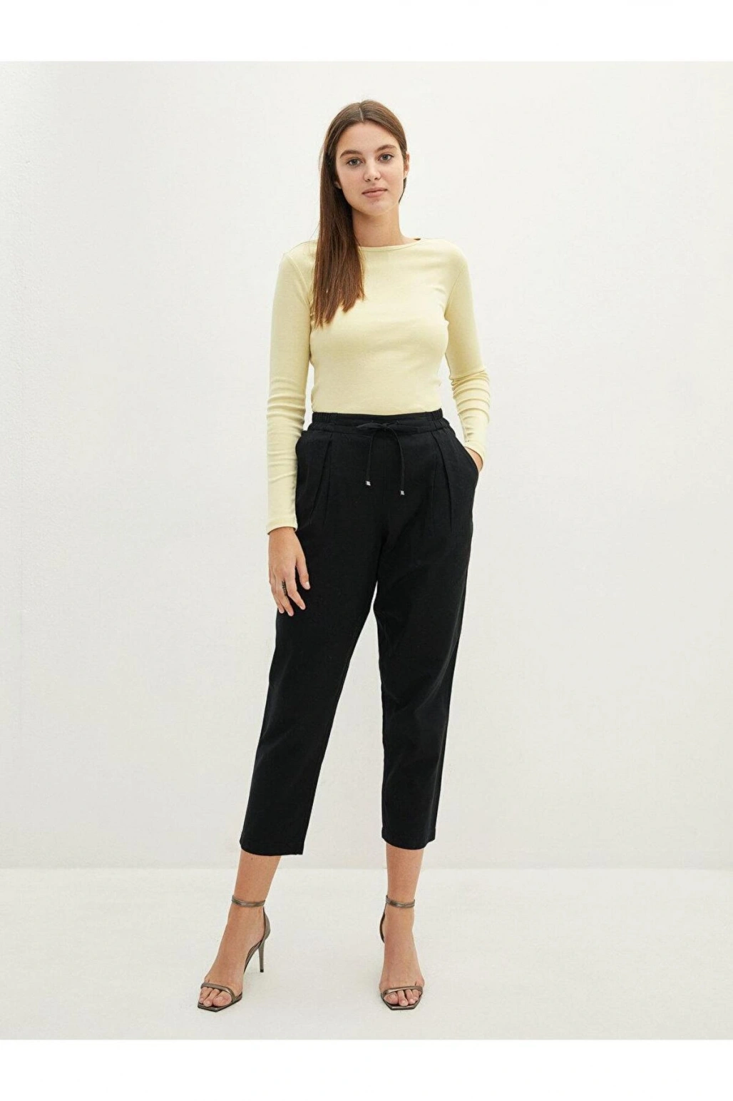 LCWAIKIKI Basic Bisiklet Yaka Düz Uzun Kollu Pamuklu Kadın Tişört