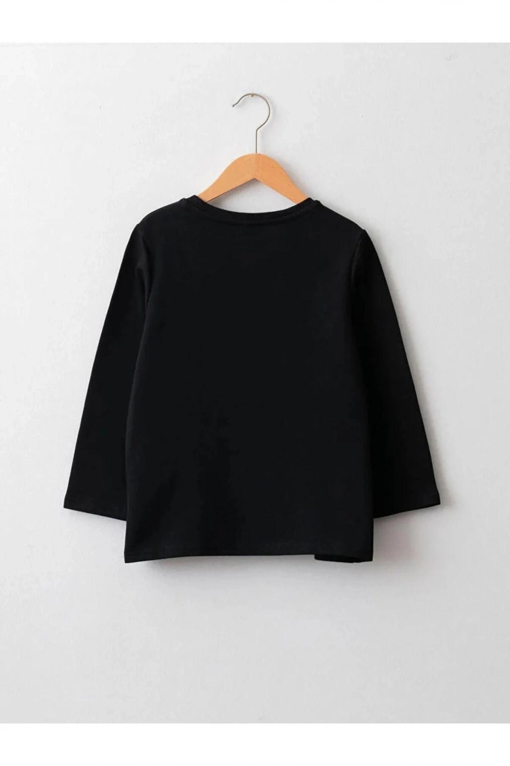 LCW ECO Siyah Bisiklet Yaka Baskılı Uzun Kollu Kız Çocuk Tişört