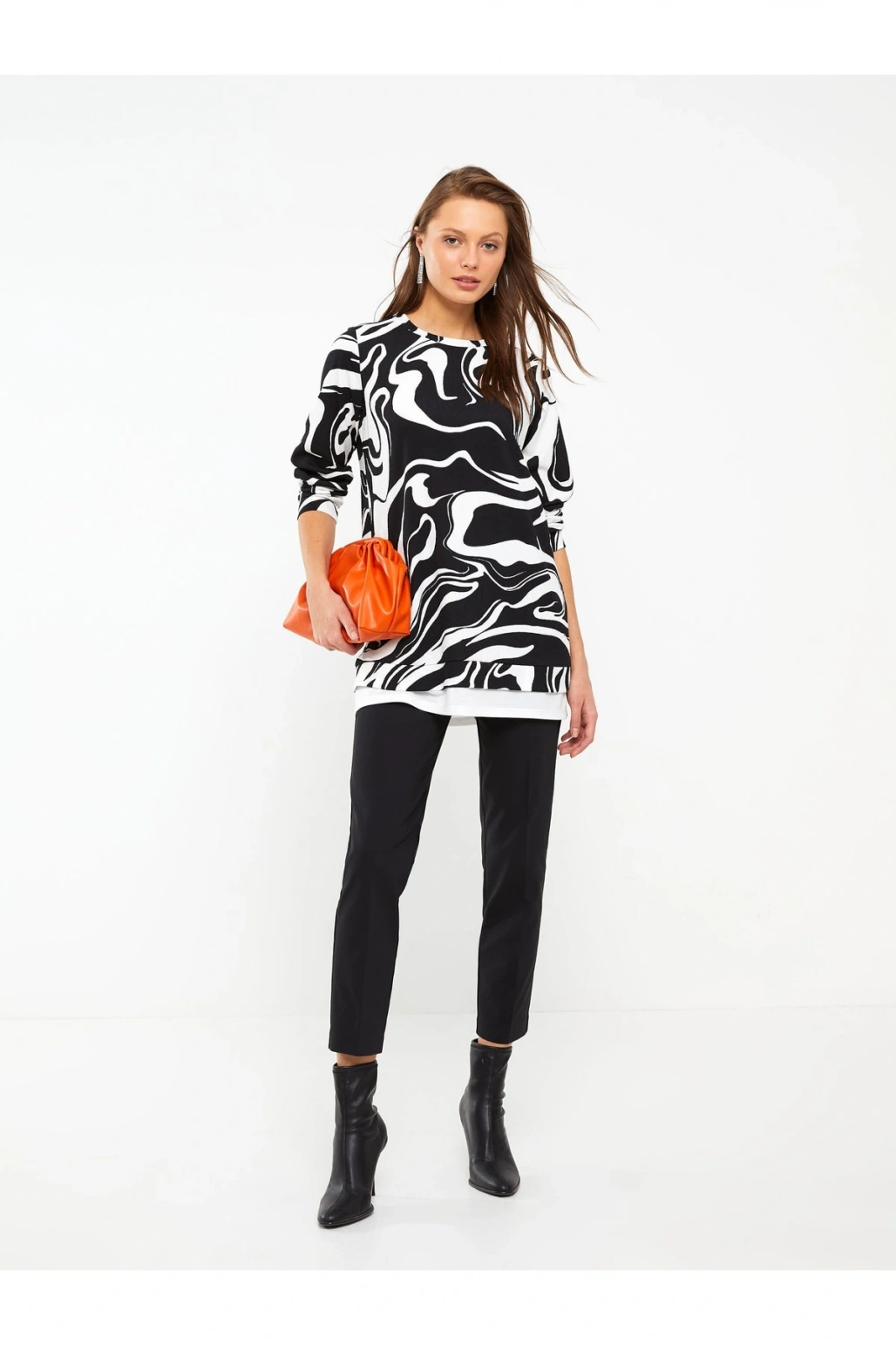 Bisiklet Yaka Baskılı Uzun Kollu Kadın Tunik