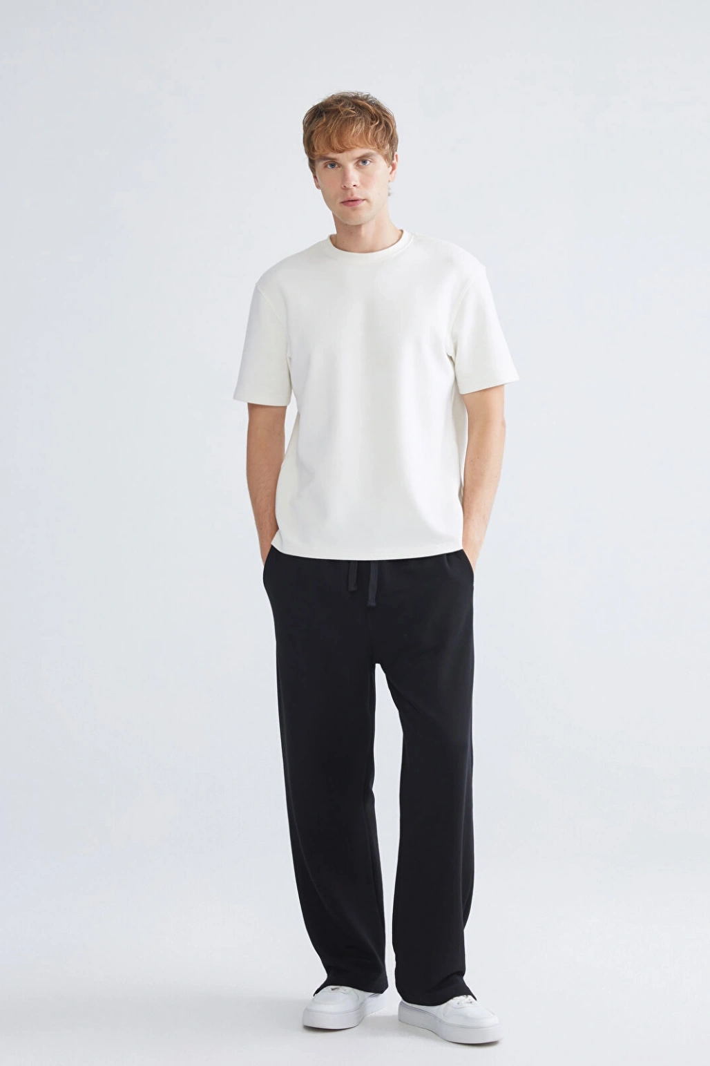 XSIDE Siyah Rahat Kalıp Erkek Eşofman Altı