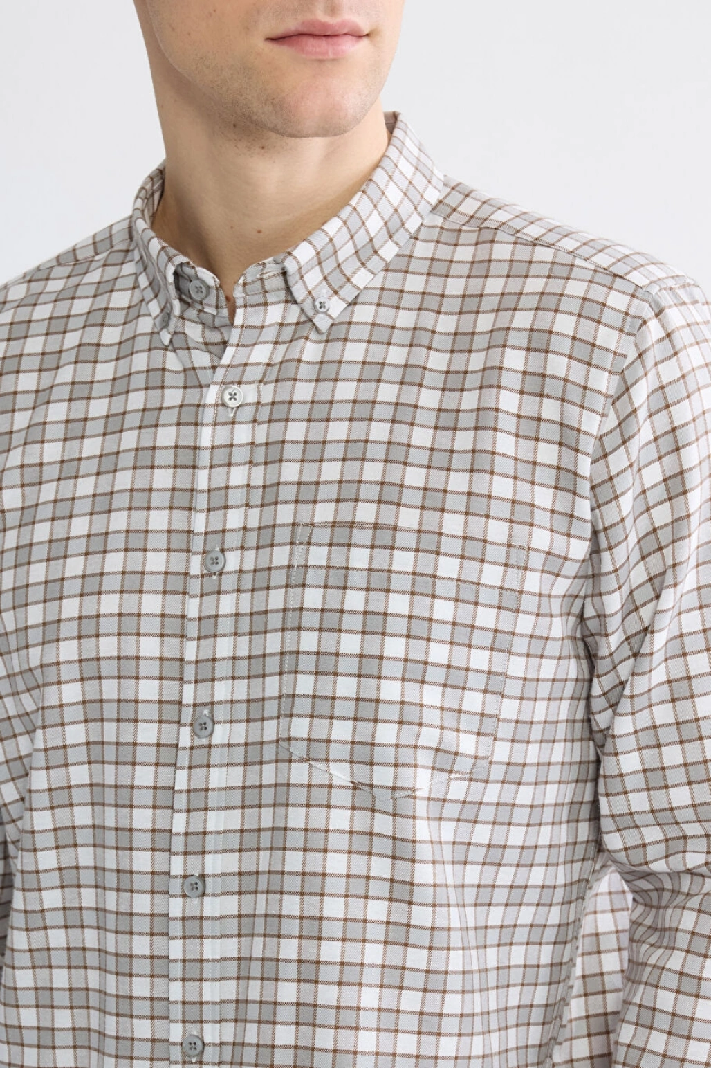 LCWAIKIKI Classic Gri Regular Fit Ekose Gabardin Erkek Gömlek