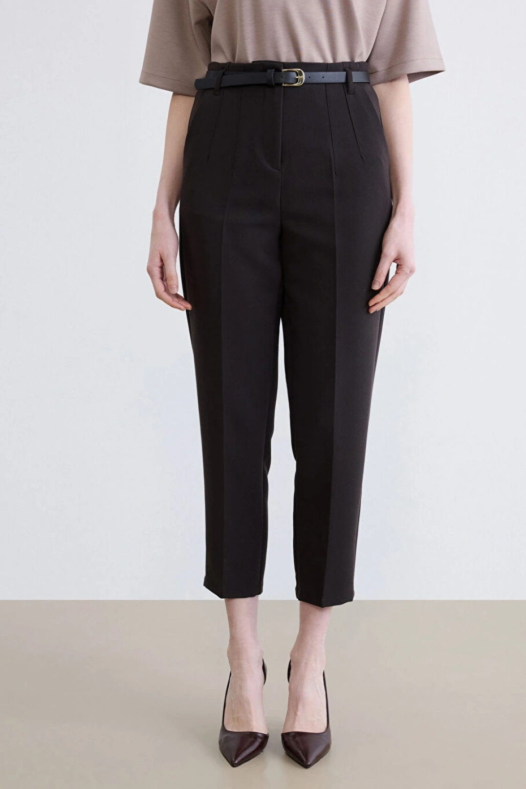 LCWAIKIKI Classic Kahverengi Beli Kemerli Kadın Cigarette Kumaş Pantolon