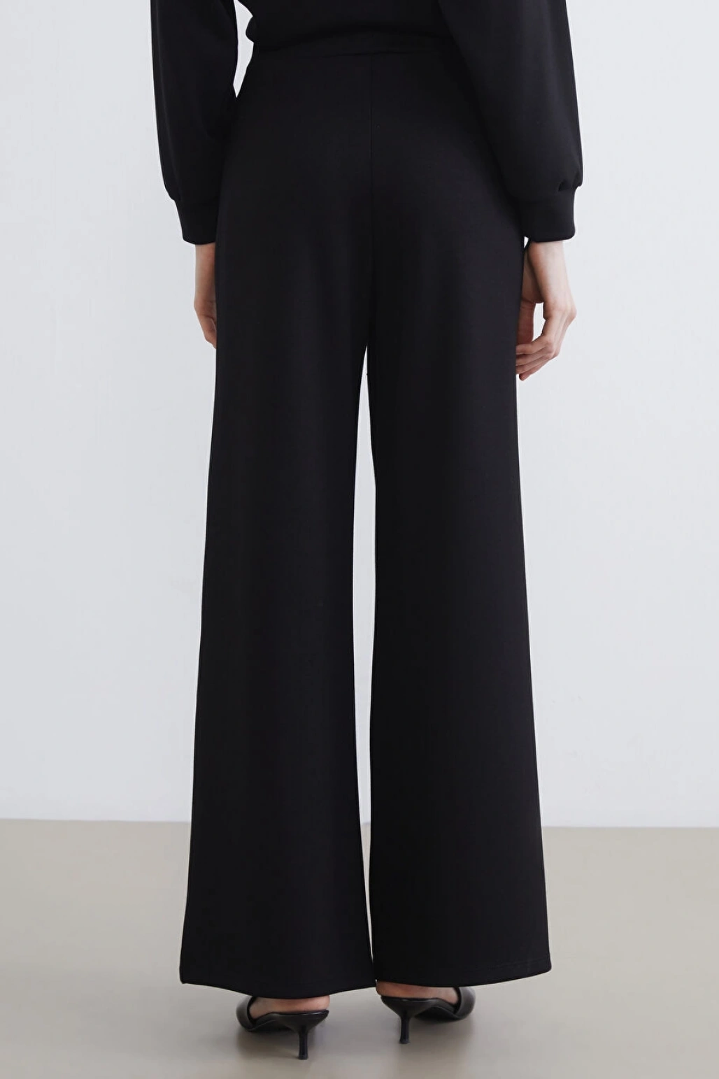 LCW Modest Siyah Beli Lastikli Geniş Paça Kadın Eşofman Altı