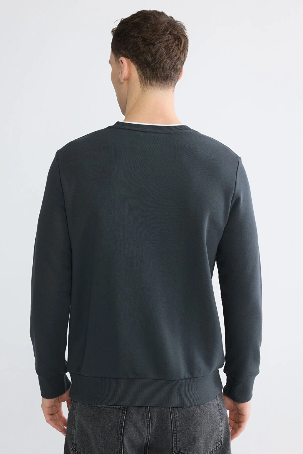 LCWAIKIKI Classic Antrasit Bisiklet Yaka Baskılı Erkek Sweatshirt