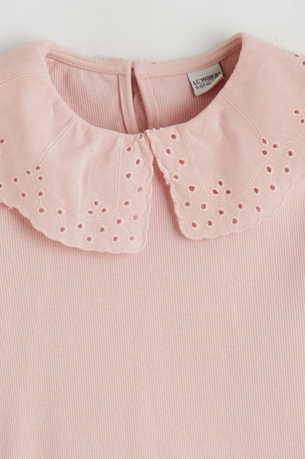 LCW Kids Pembe Bebe Yaka Fisto Detaylı Kız Çocuk Tişört