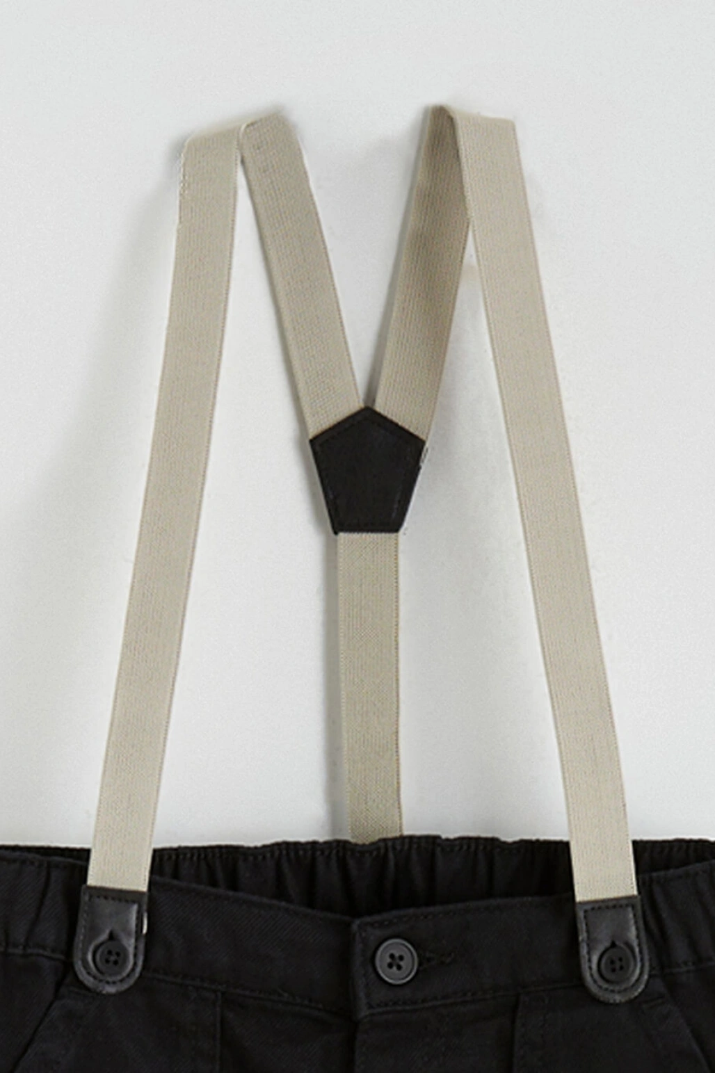 LCW Kids Siyah Beli Lastikli Askılı Erkek Çocuk Pantolon