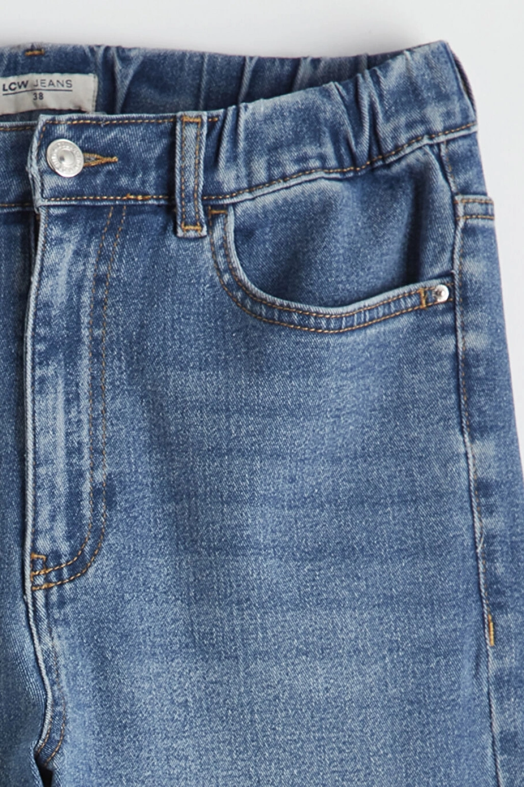 LCWAIKIKI Classic Indigo Beli Lastikli Slim Mom Kadın Jean Pantolon