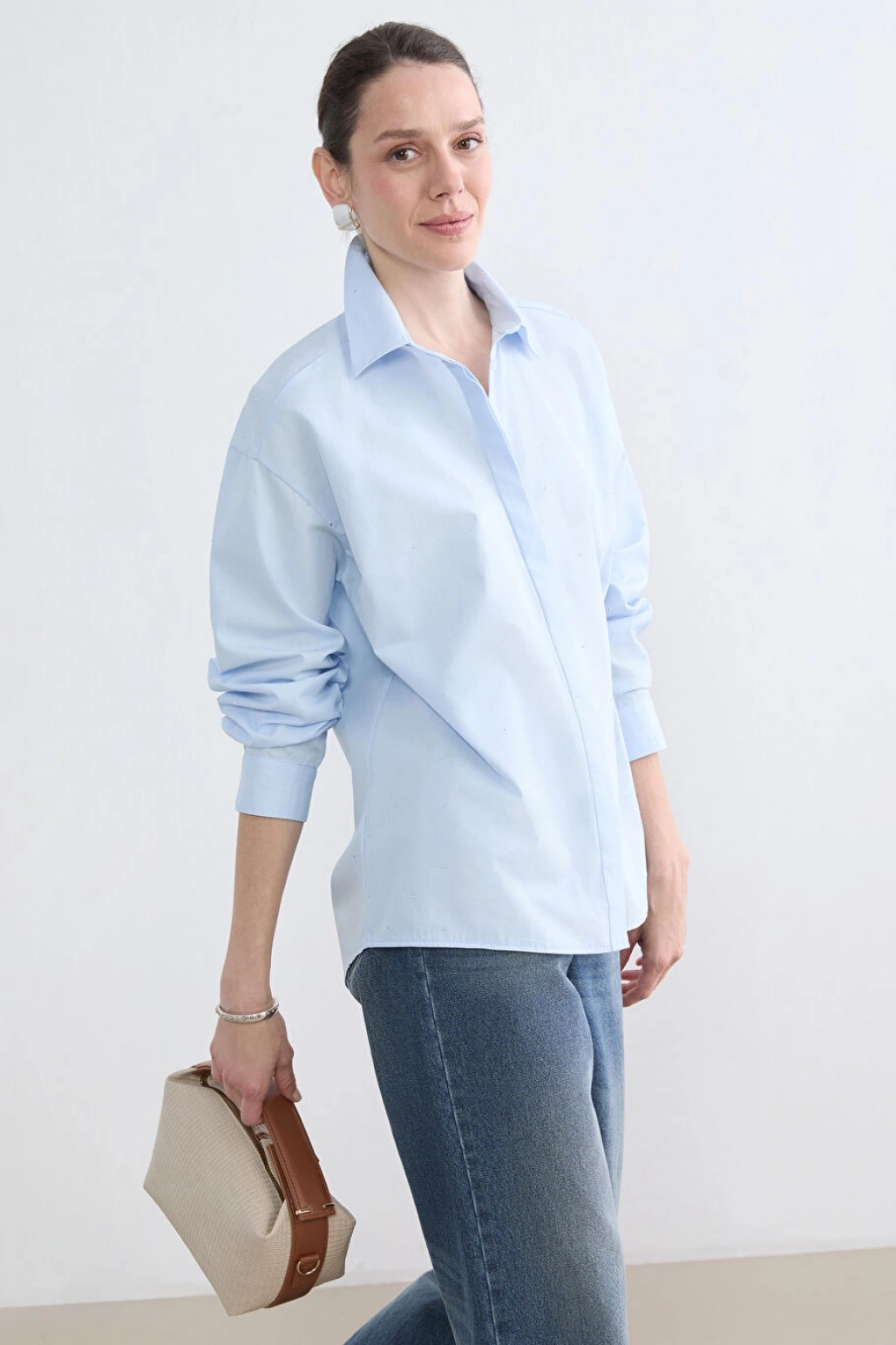 LCWAIKIKI Classic Mavi Taşlı Kadın Gömlek