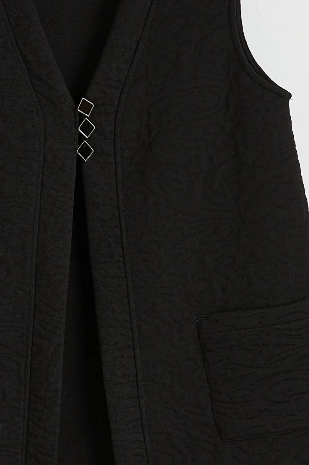 LCW Grace Siyah V Yaka Kendinden Desenli Kadın Yelek