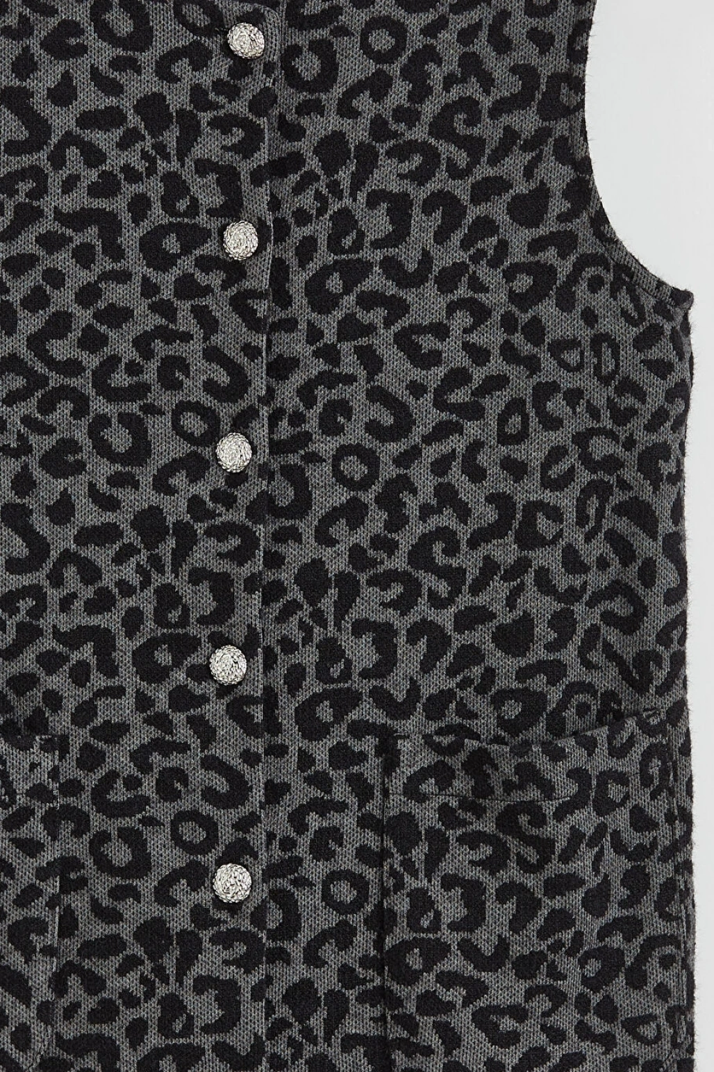 LCW Grace Siyah Bisiklet Yaka Leopar Desenli Kadın Yelek