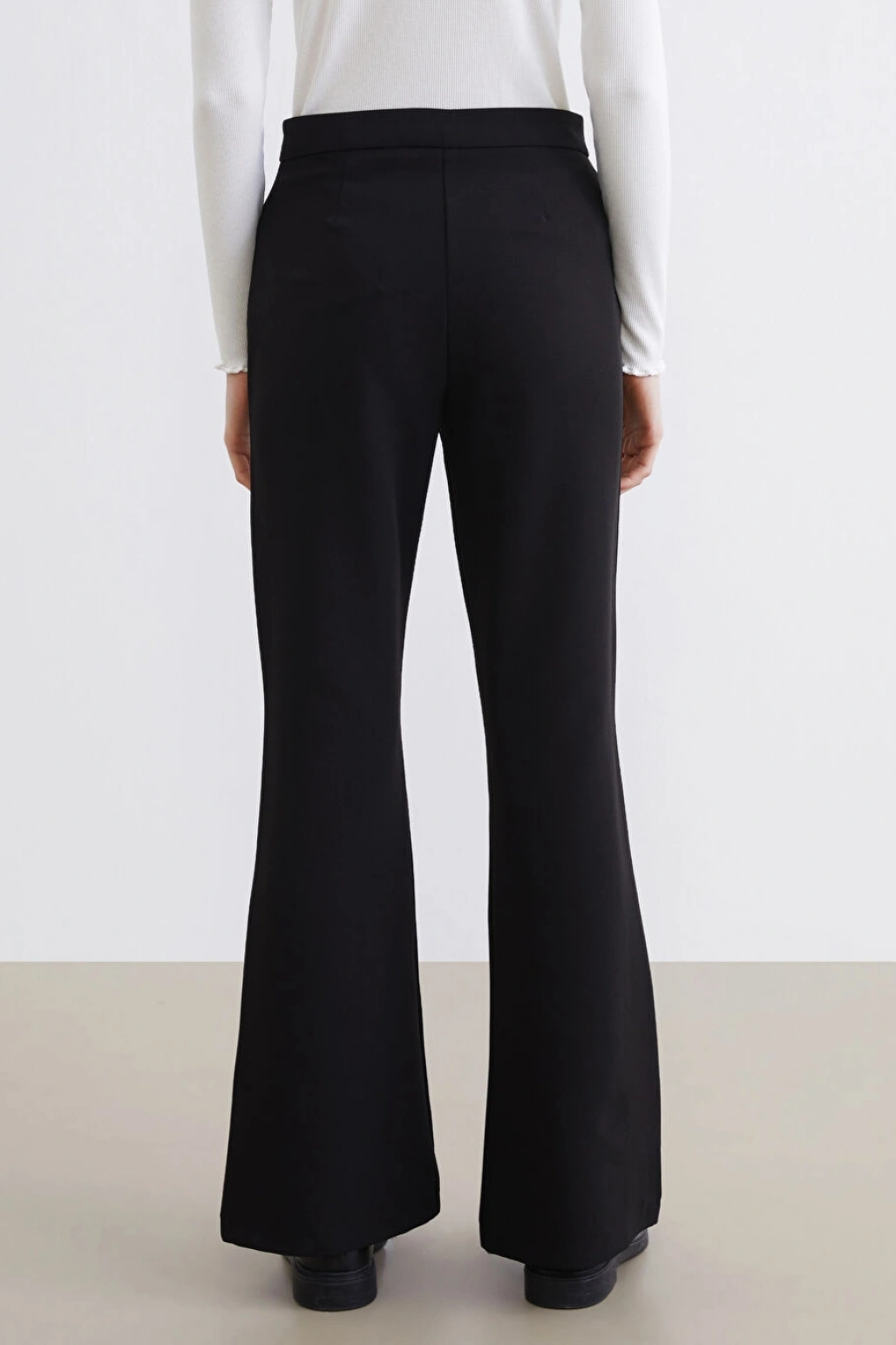 LCW Modest Siyah Beli Lastikli Ispanyol Paça Kadın Pantolon