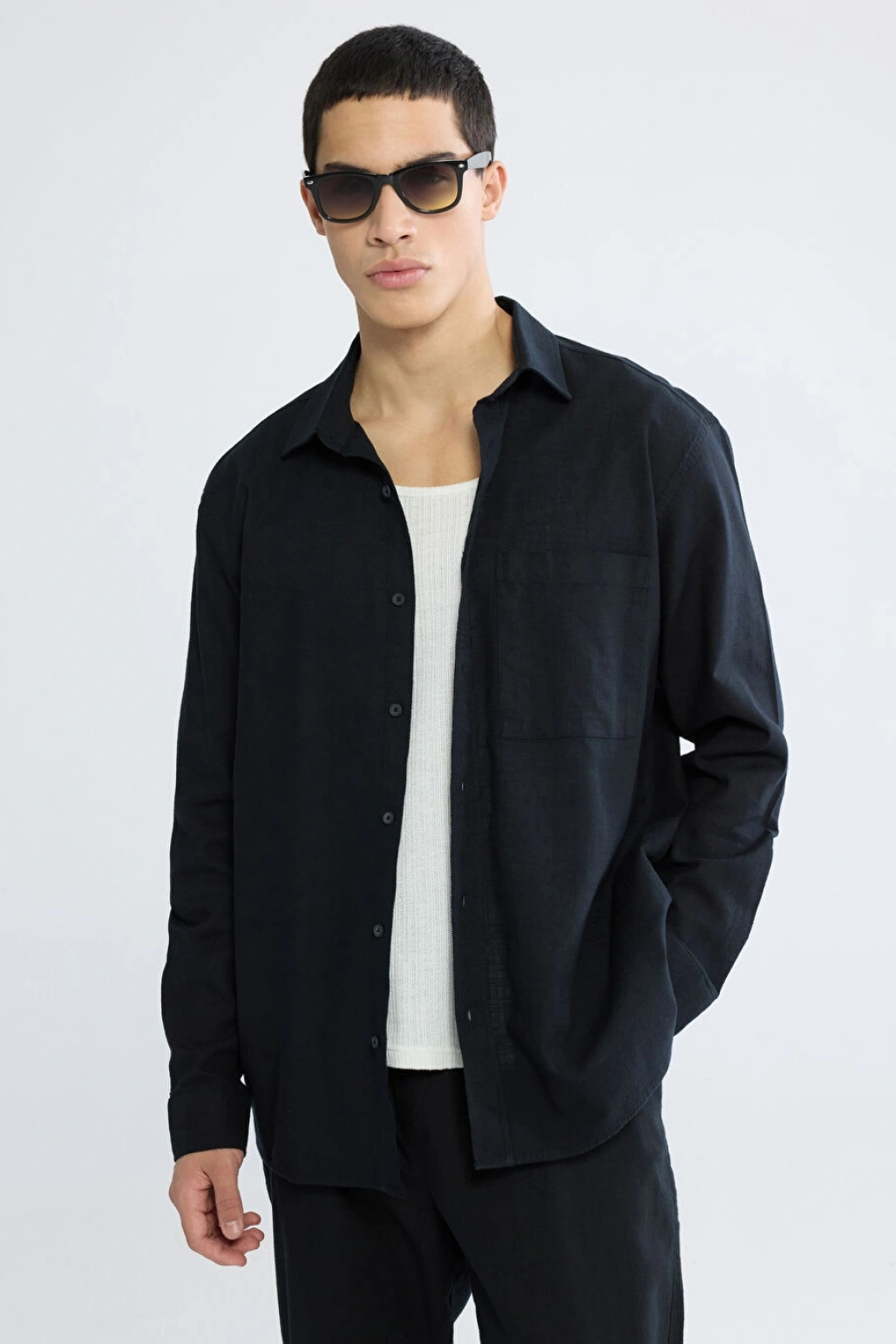 XSIDE Siyah Regular Fit Erkek Keten Görünümlü Gömlek