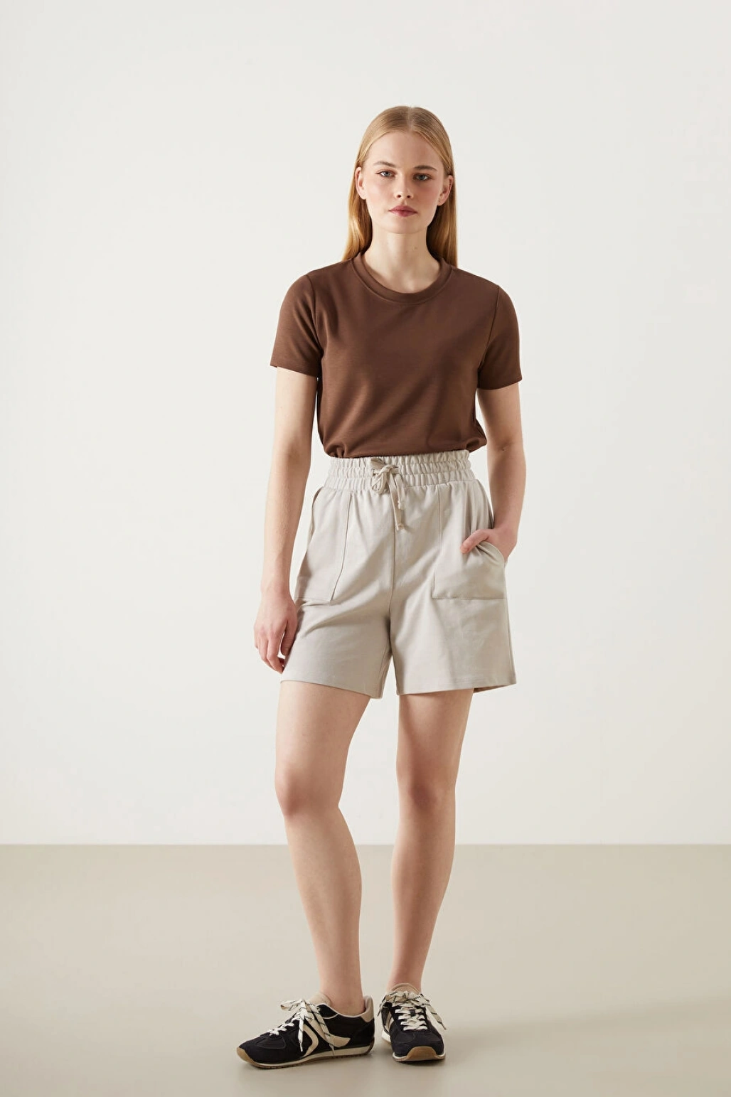 LCW Vision Gri Beli Lastikli Kadın Şort