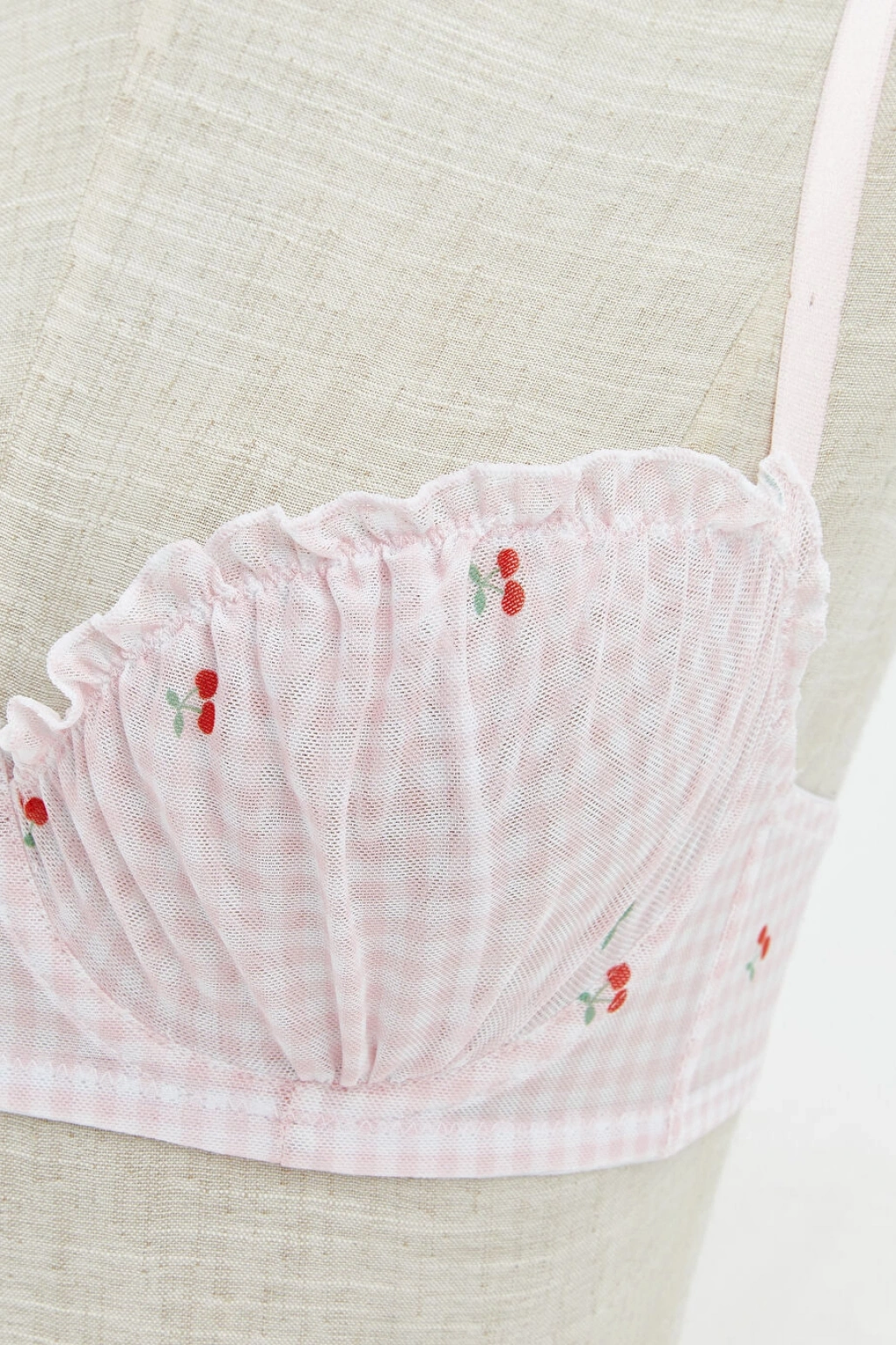 LCW Young Pembe Balenli Dolgusuz Kiraz Nakışlı Damla Sütyen