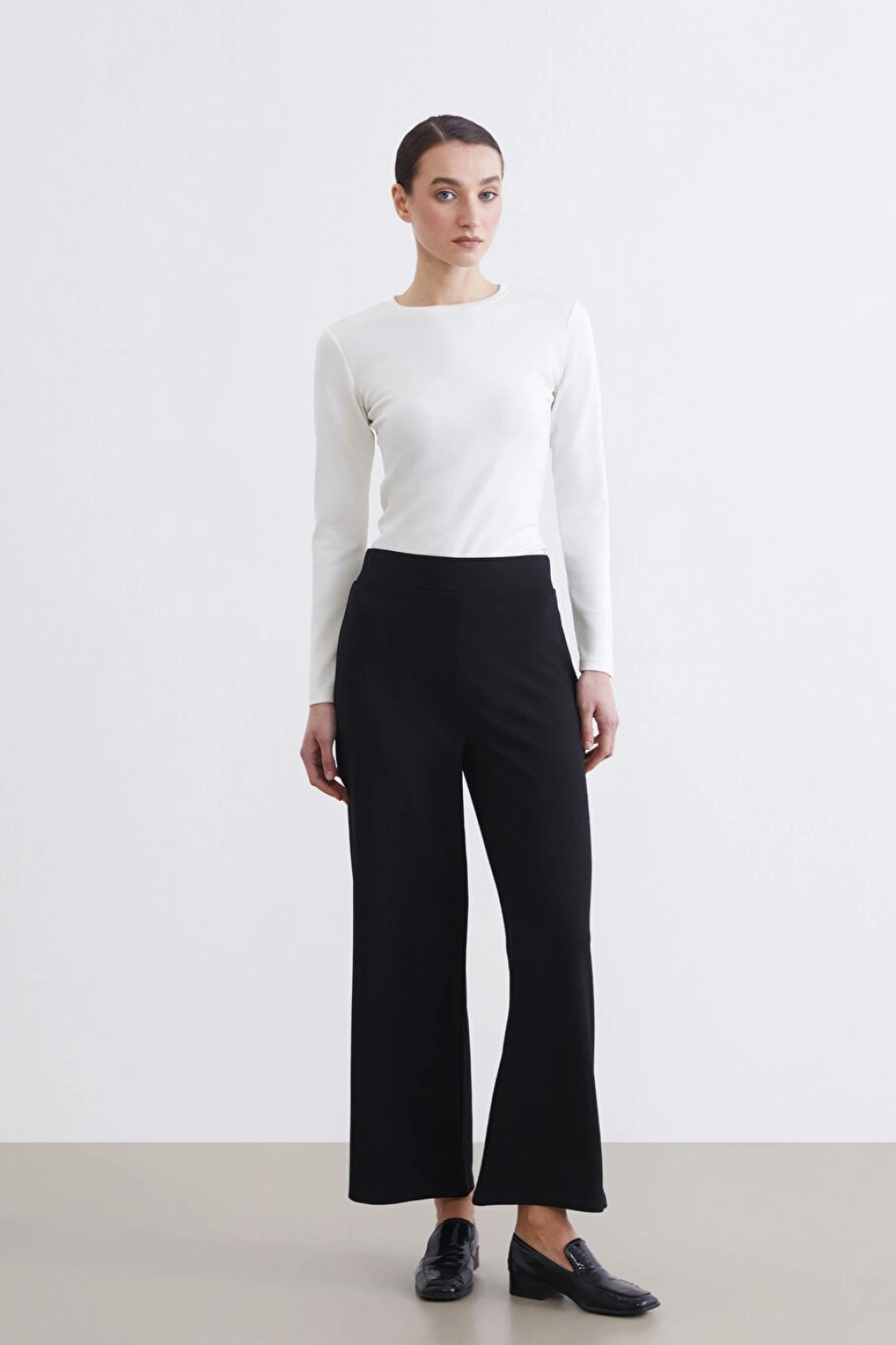 LCW Modest Siyah Beli Lastikli Geniş Paça Kadın Pantolon