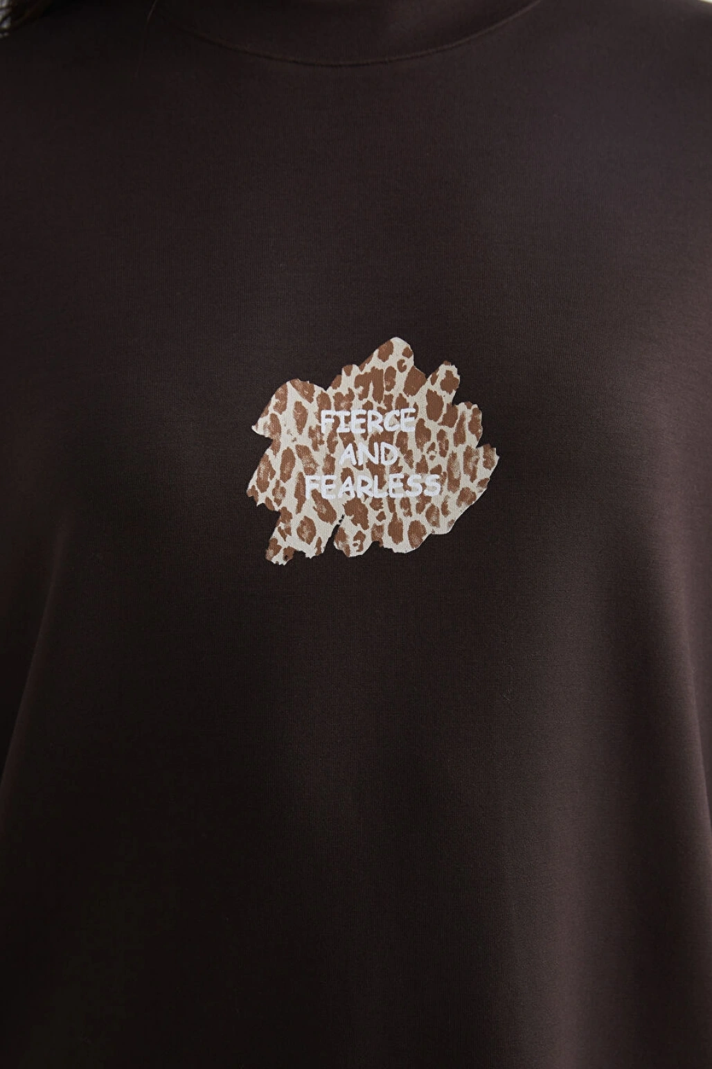 LCW Modest Kahverengi Bisiklet Yaka Baskılı Kadın Tişört