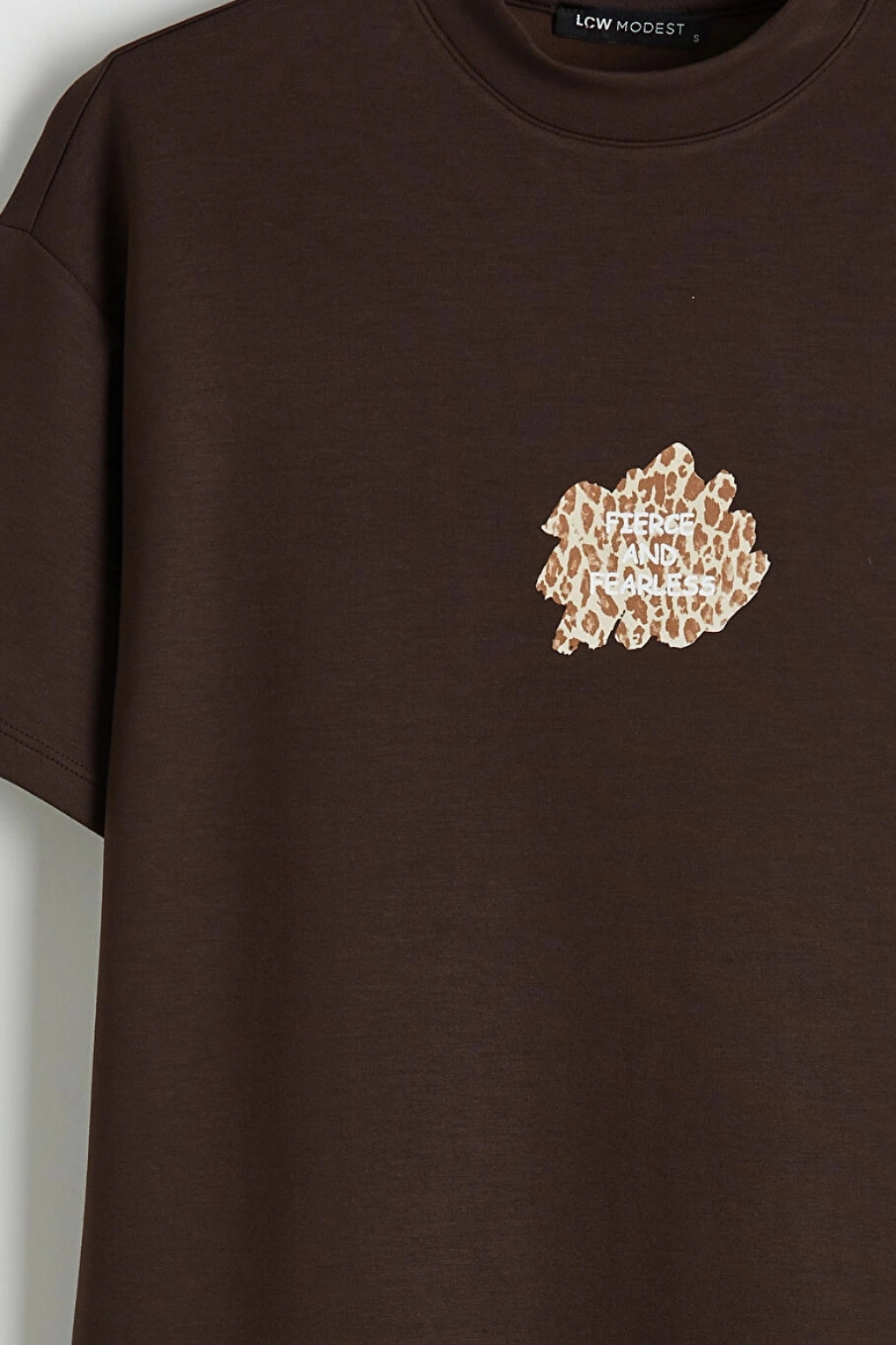 LCW Modest Kahverengi Bisiklet Yaka Baskılı Kadın Tişört