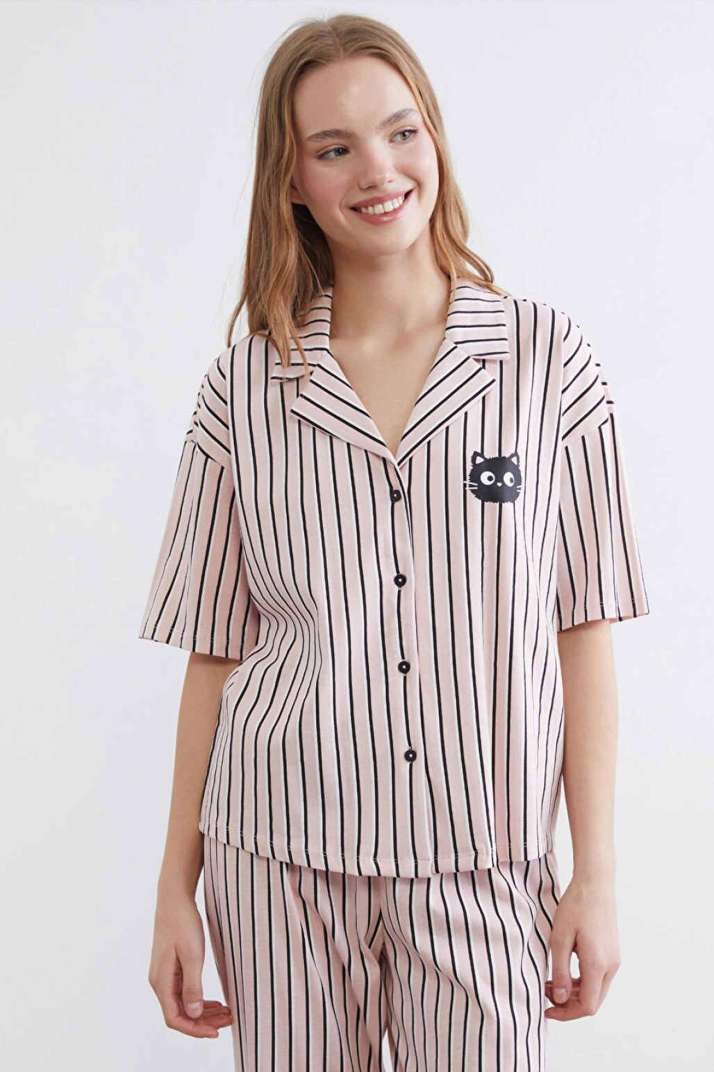 LCW Young Pembe Gömlek Yaka Çizgili Kadın Pijama Takım