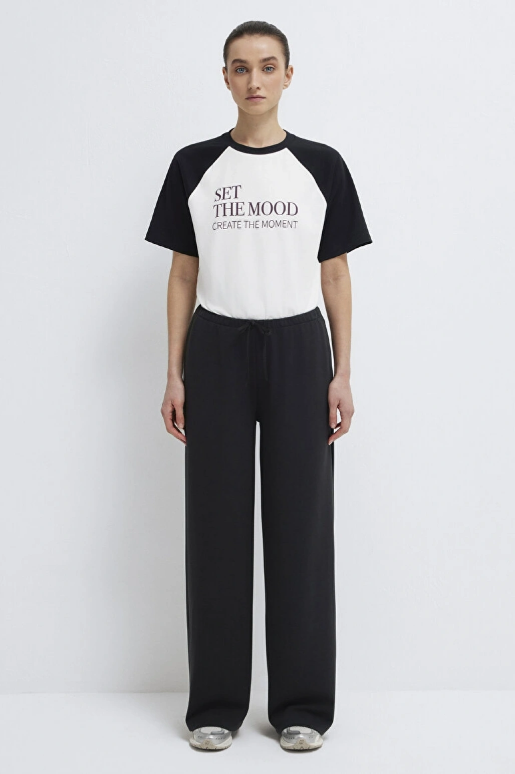 Geniş Paça Siyah Eşofman Altı