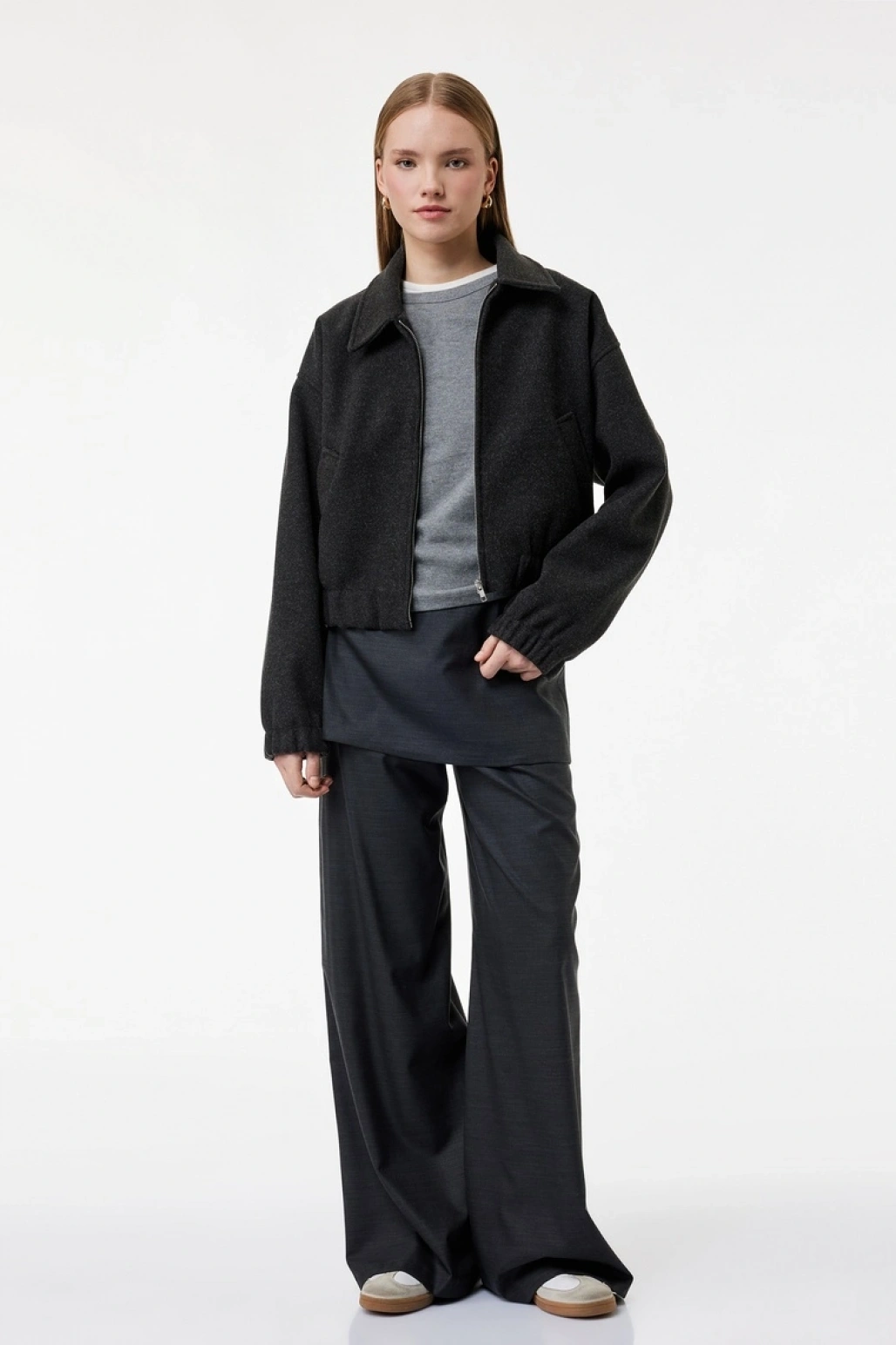 Uzun Kollu Cepli Fermuarlı Crop Bomber Ceket