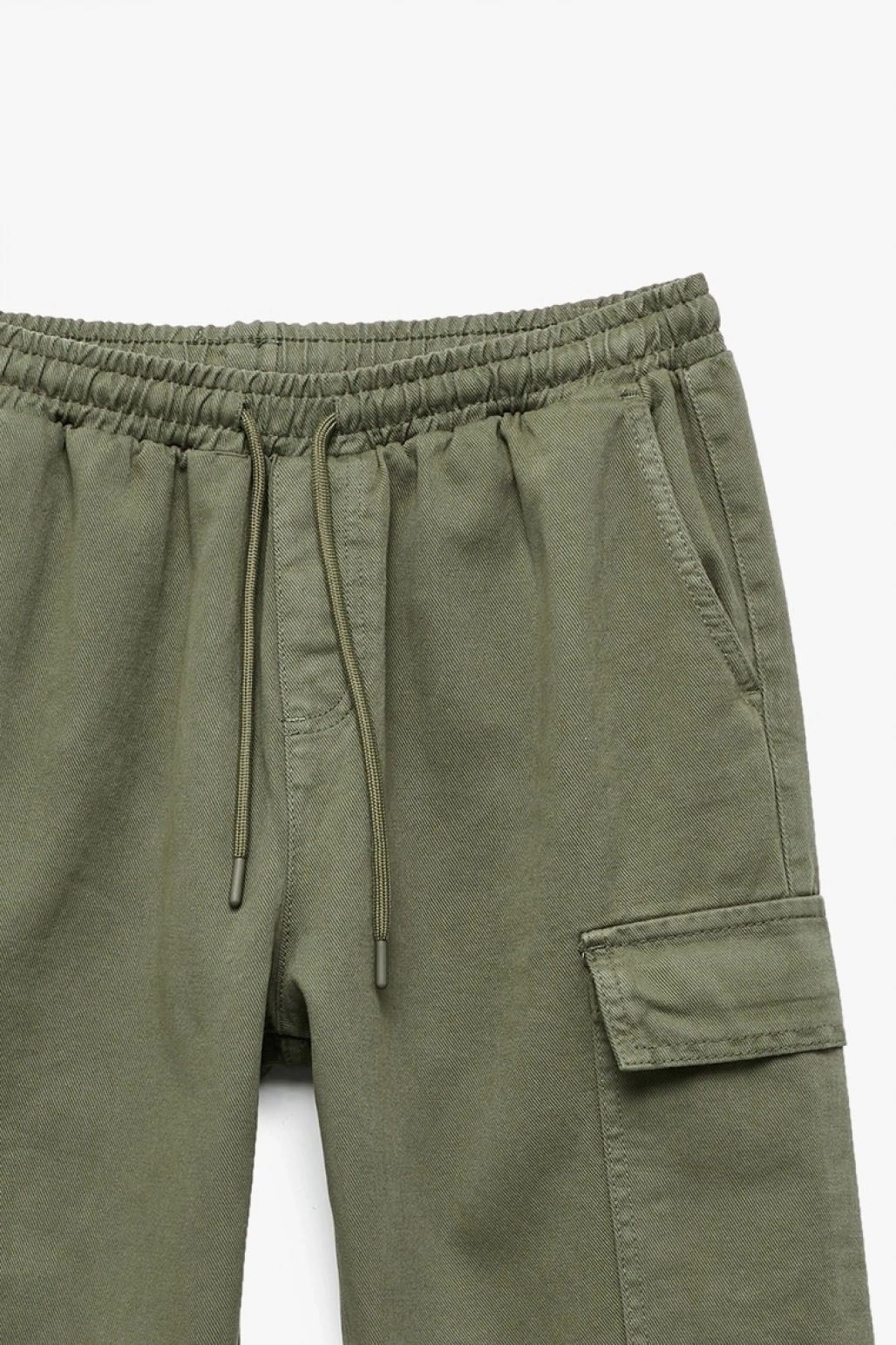 Beli Bağcıklı Kargo Cep Detaylı Pamuklu Rahat Kesim Gabardin Jogger Pantolon