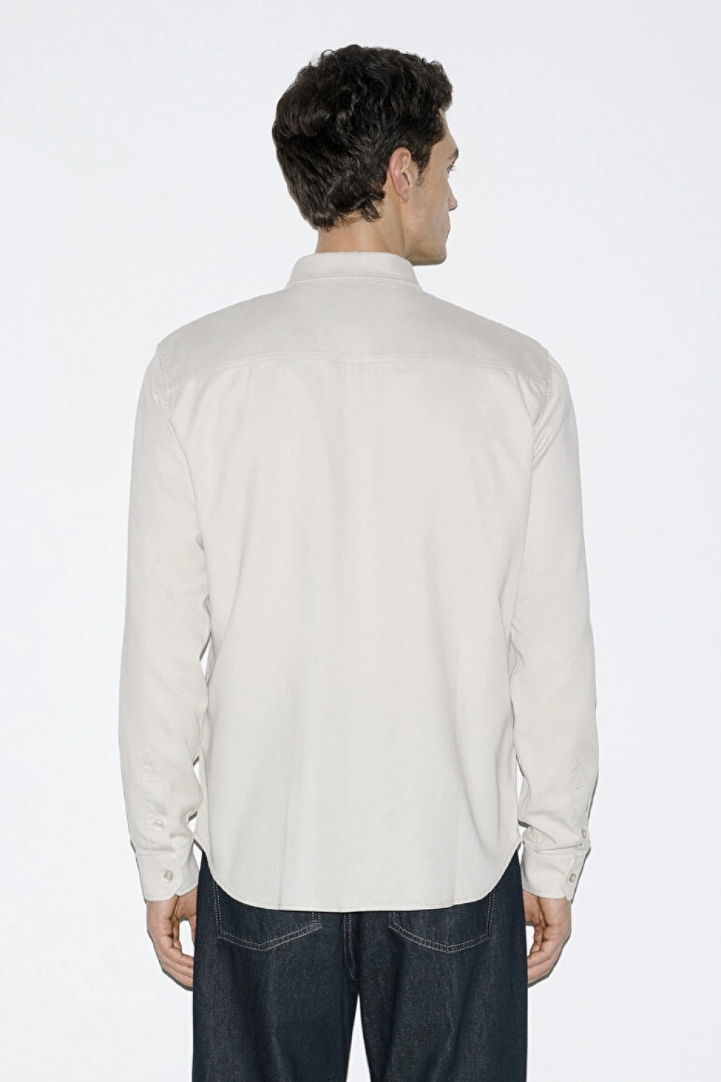 Mavi nin erkek koleksiyonundan Bej Gömlek.