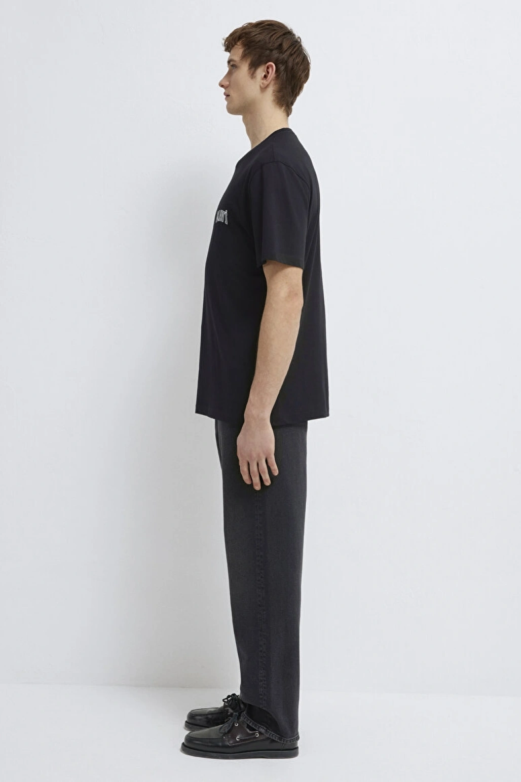 Mavi Logo Baskılı Siyah Tişört