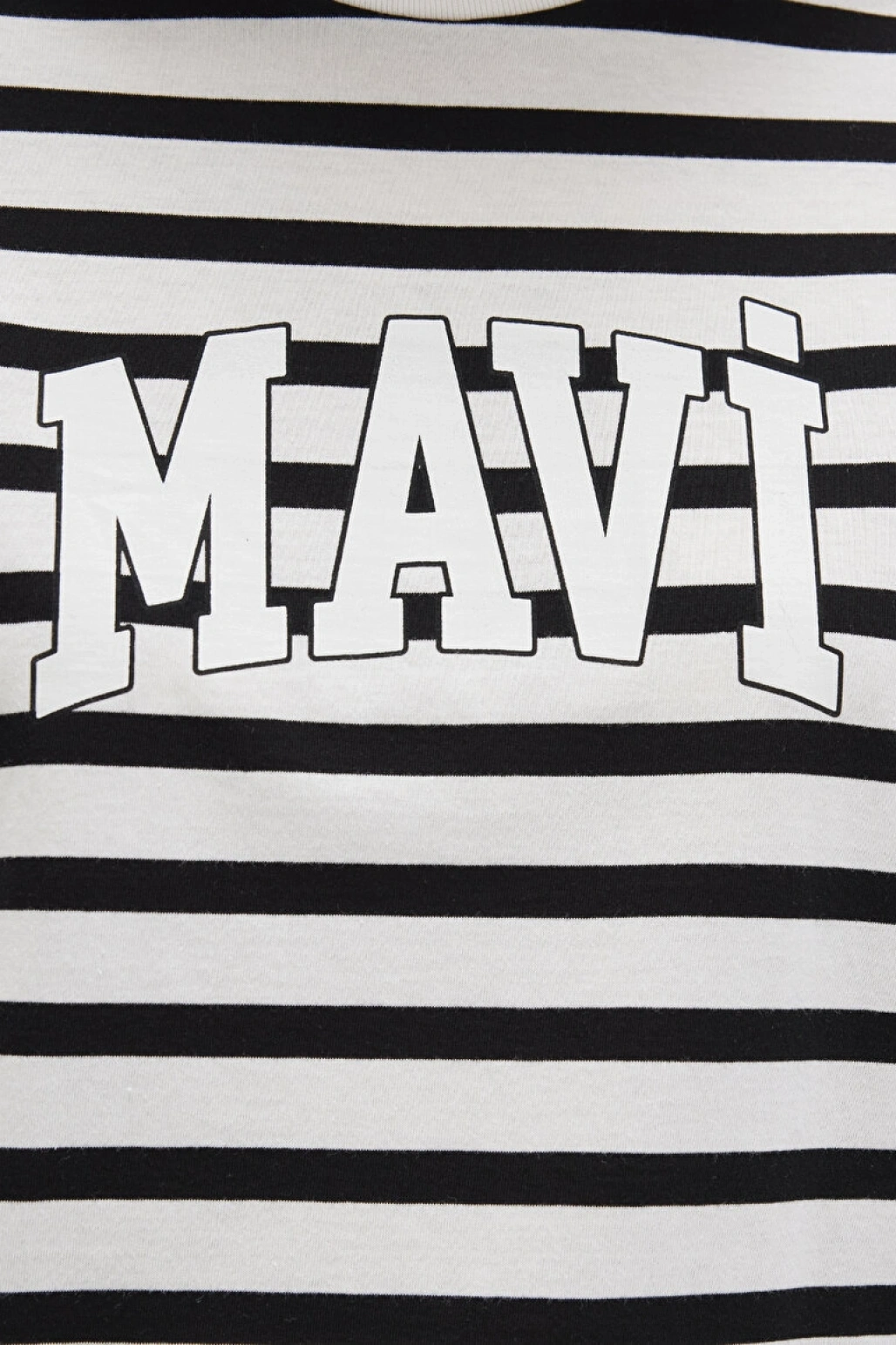 Mavi Logo Baskılı Siyah Çizgili Tişört