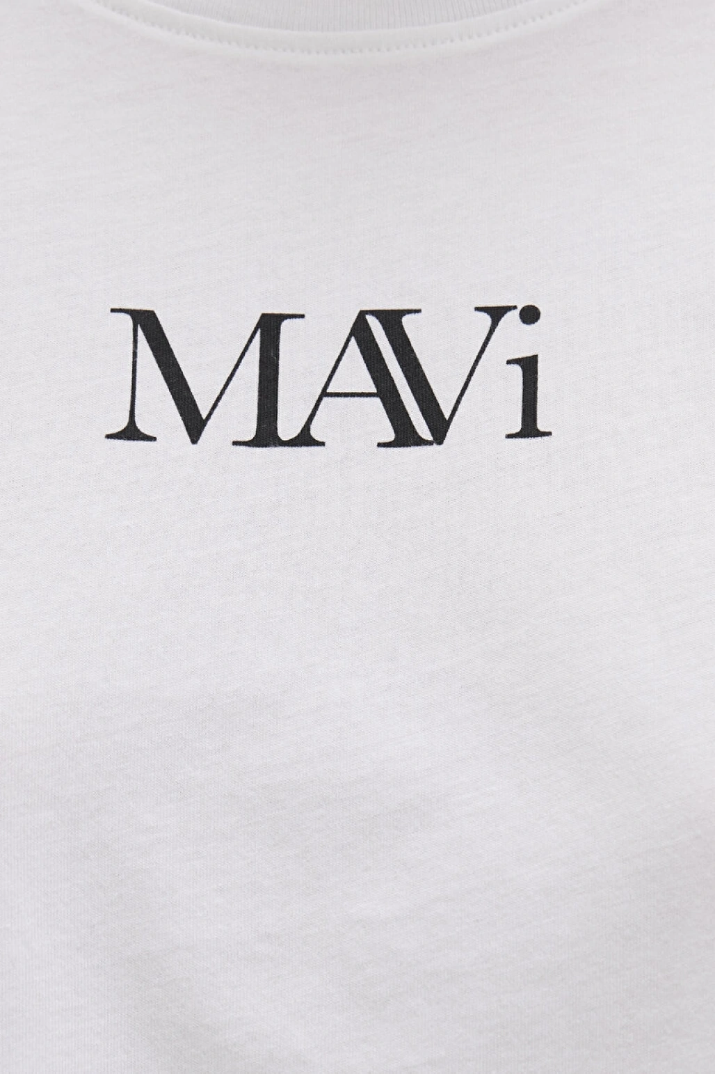 Mavi Logo Baskılı Beyaz Tişört