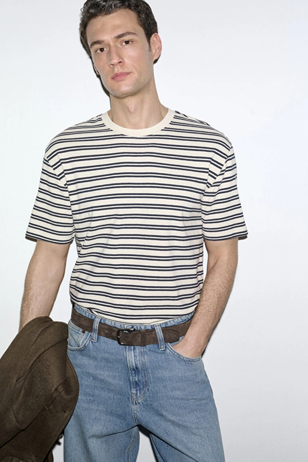Lacivert Çizgili Ekru Tişört