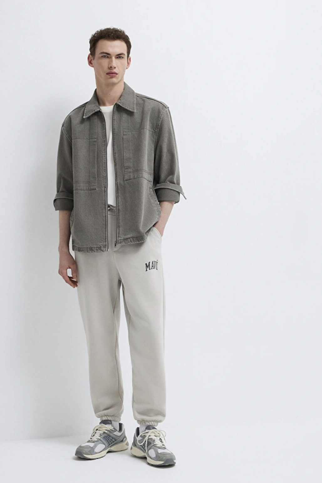 Mavi Logo Baskılı Gri Eşofman Altı