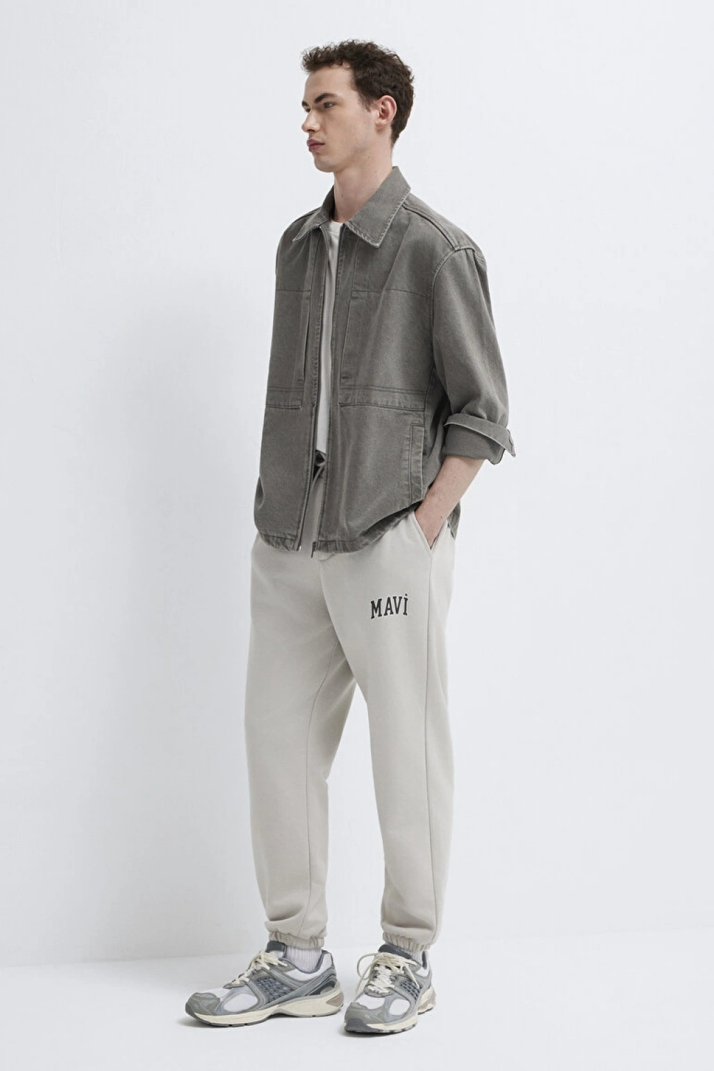 Mavi Logo Baskılı Gri Eşofman Altı