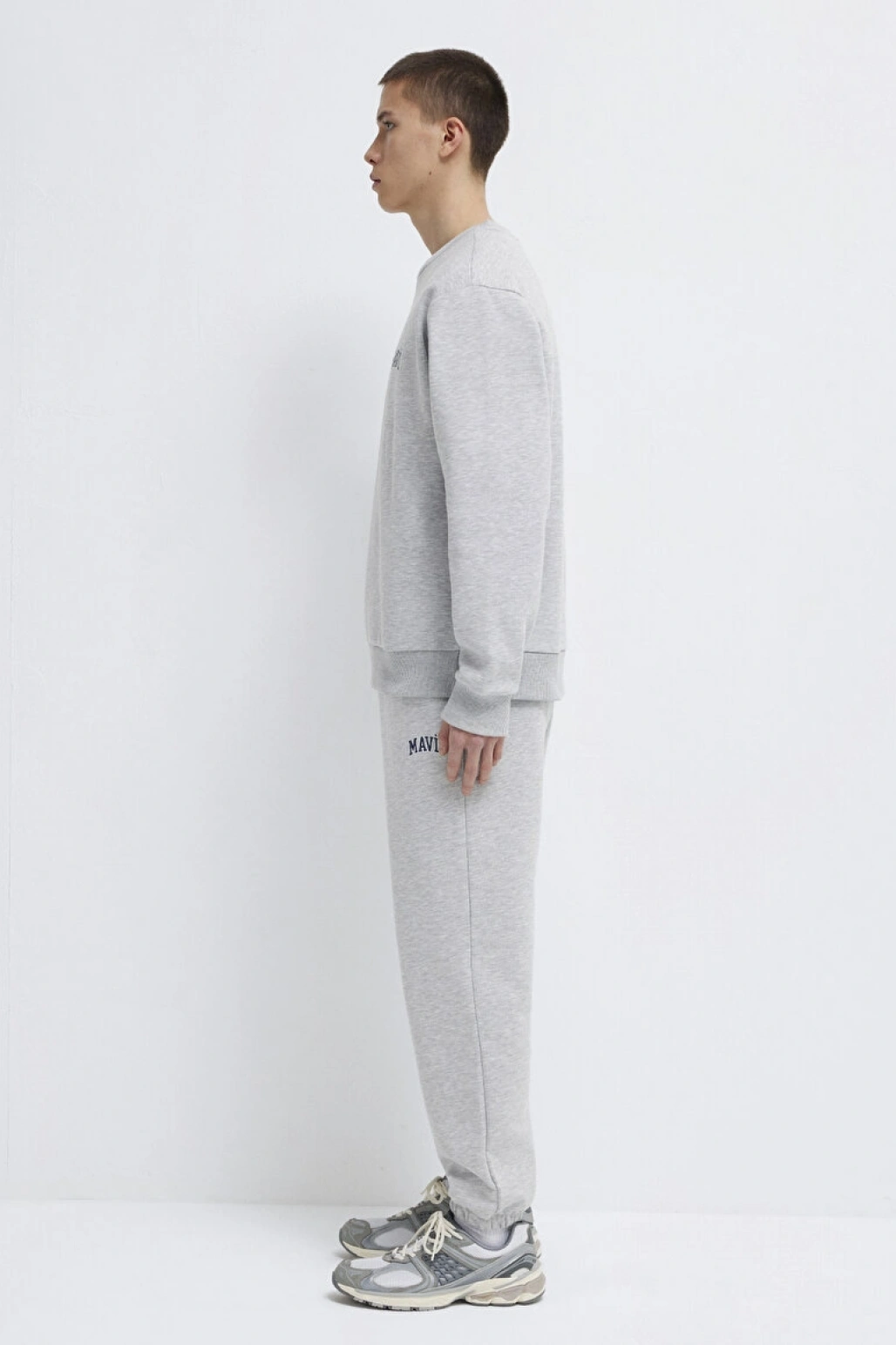 Mavi Logo Baskılı Gri Sweatshirt