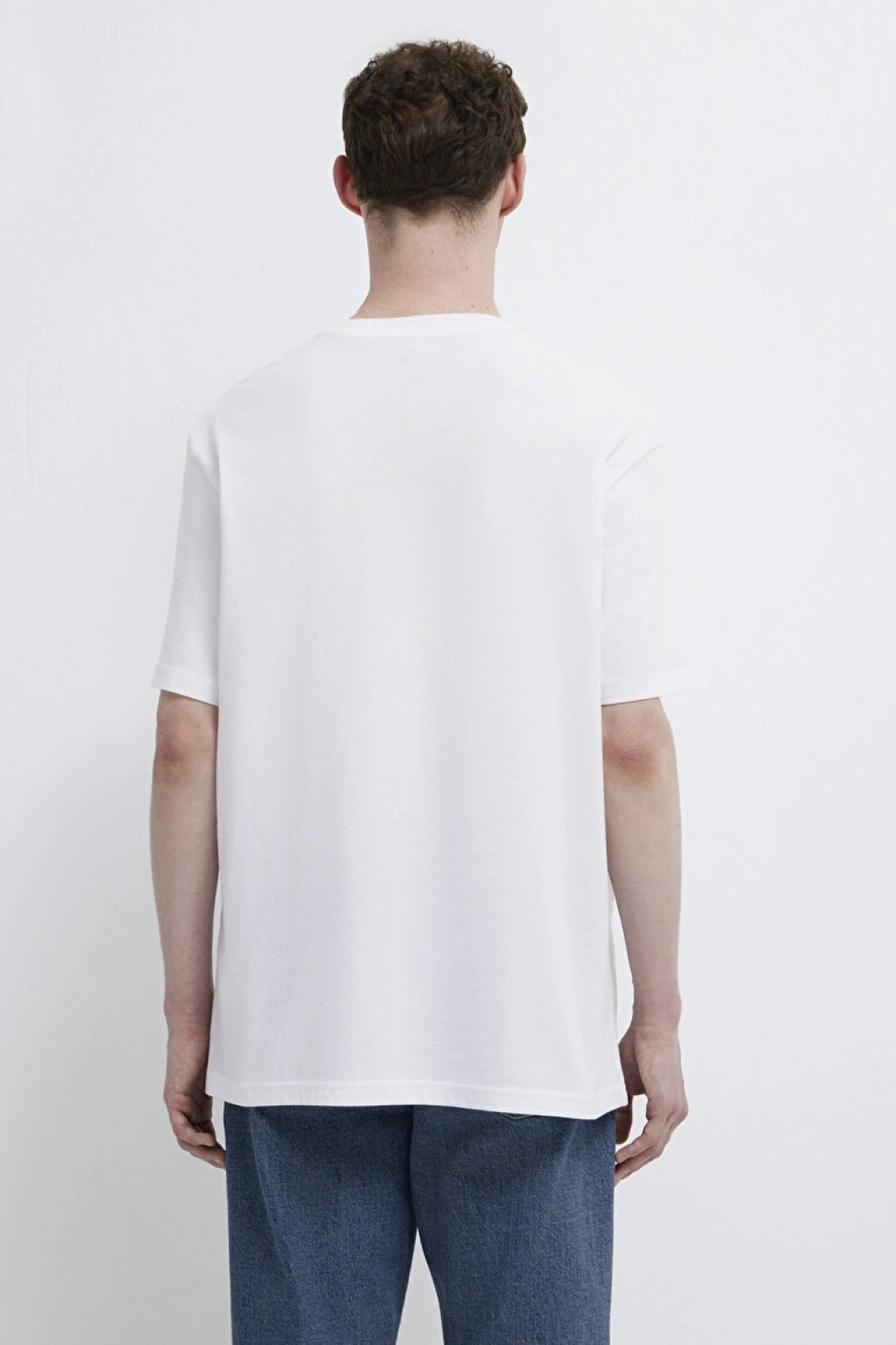 Mavi Baskılı Beyaz Tişört