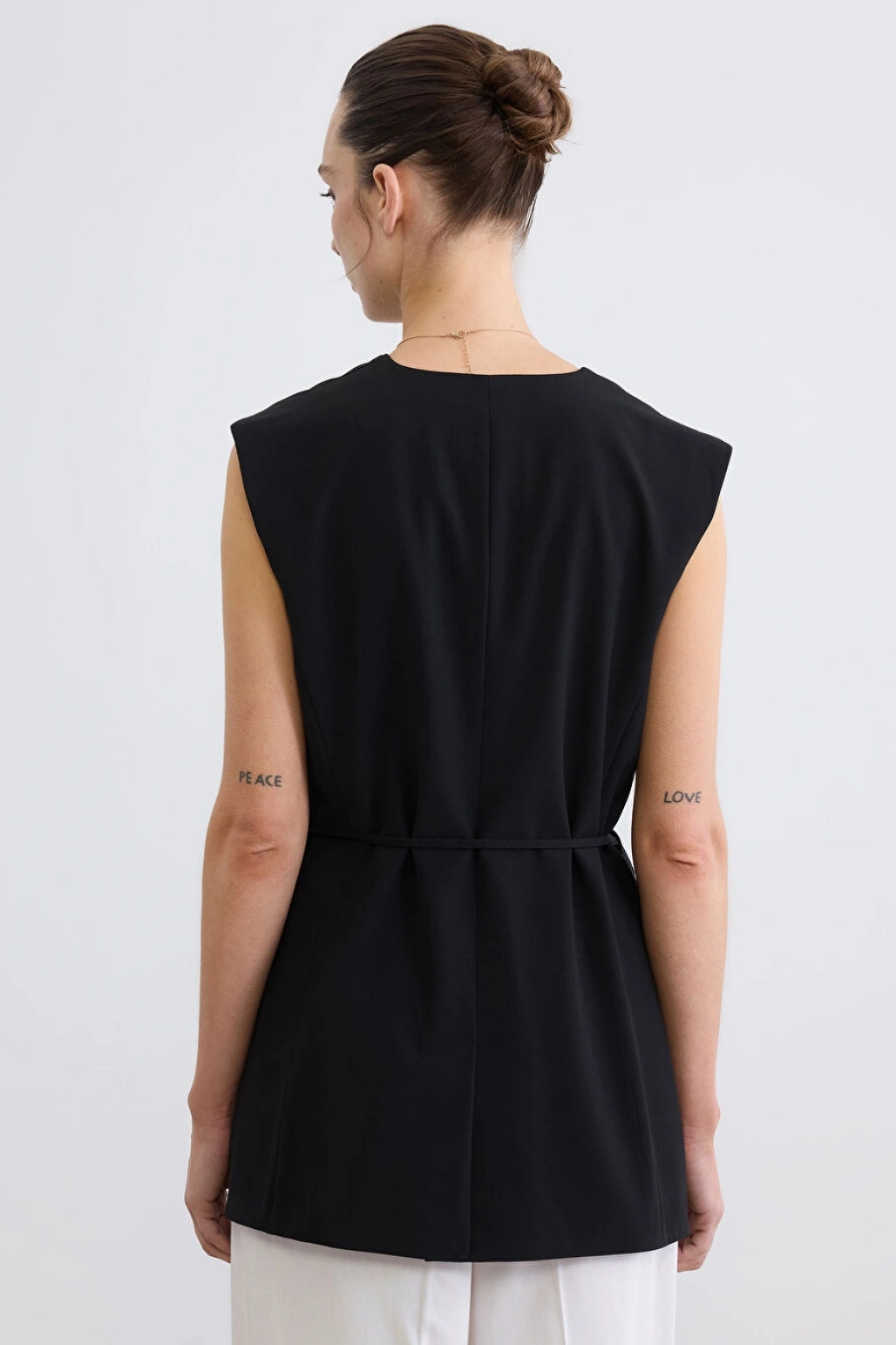 LCW STUDIO Siyah V Yaka Beli Kemerli Kadın Yelek