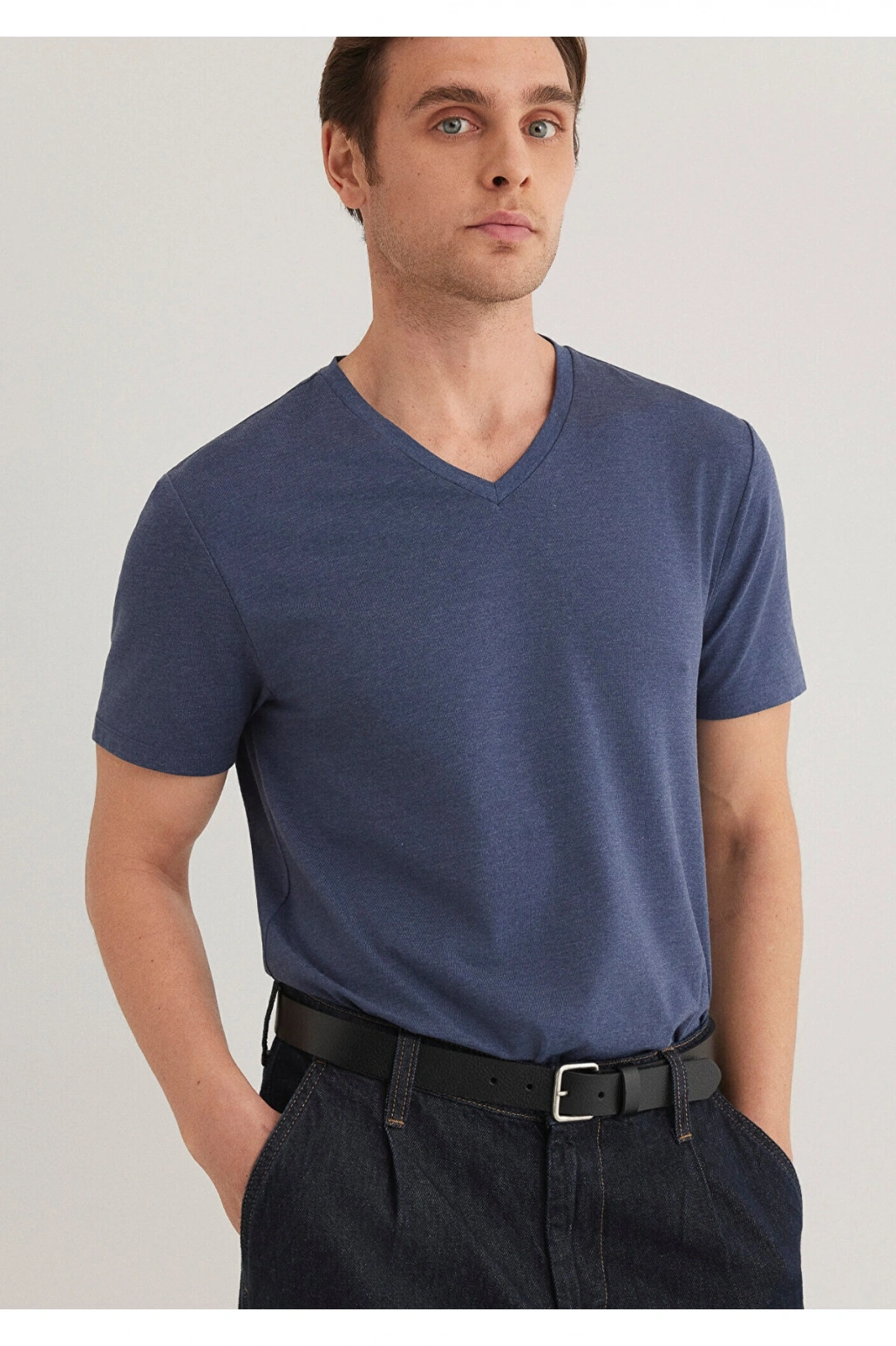 Mavi Stretch V Yaka Basic Tişört Fitted / Vücuda Oturan Kesim