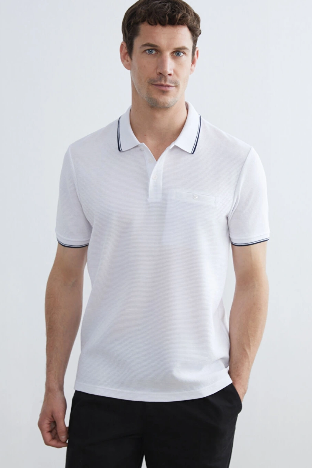 LCWAIKIKI Classic Beyaz Polo Yaka Erkek Dokulu Tişört